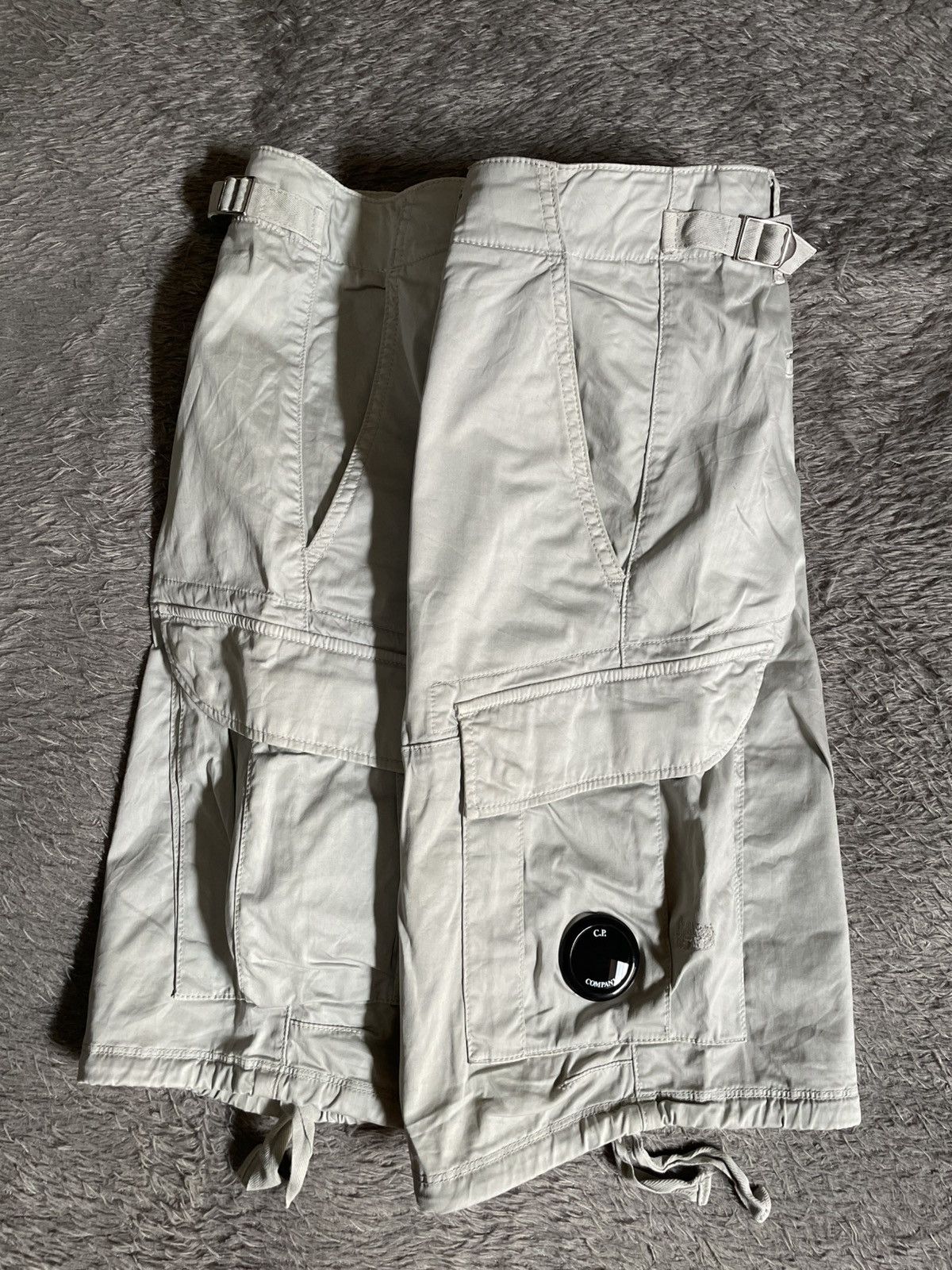 C.P. Company C.P. Company CP company bermuda cargo shorts Size US 35 - 3 Thumbnail