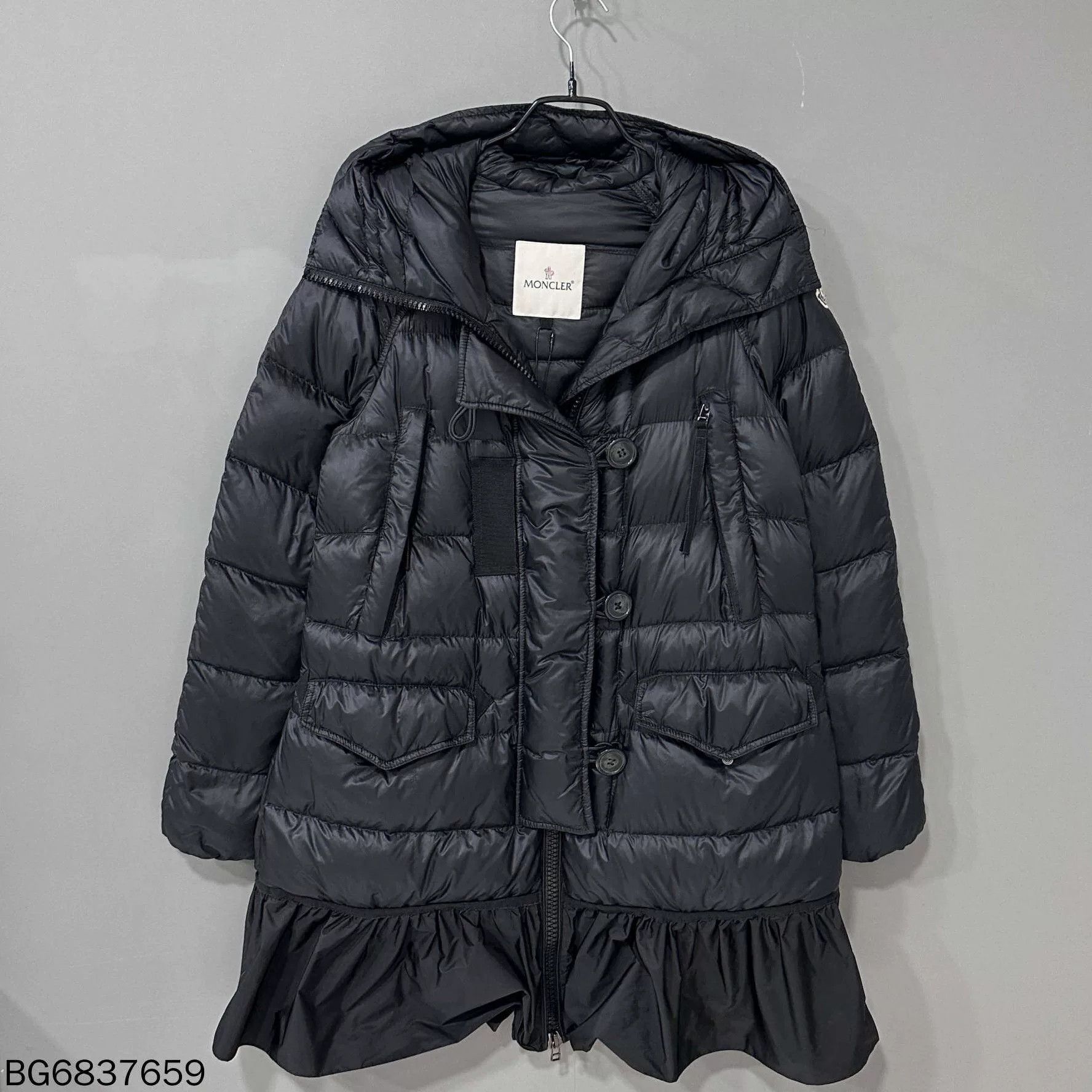 Ruffled Down Jacket Moncler