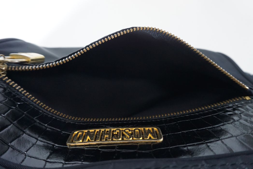 Vintage Vintage Moschino Crossbody Bag | Grailed