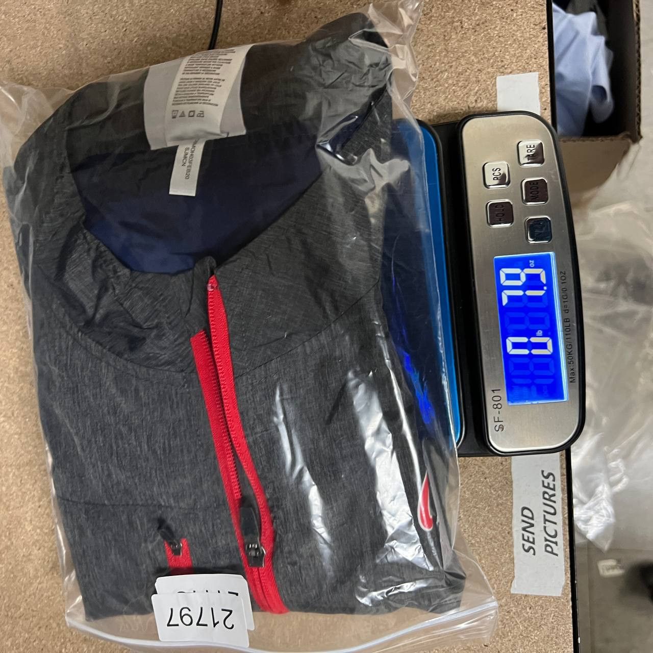 Champion Ole Miss Rebels Vest Men Large NCAA Champion Full Zip New L Size US L / EU 52-54 / 3 - 7 Thumbnail