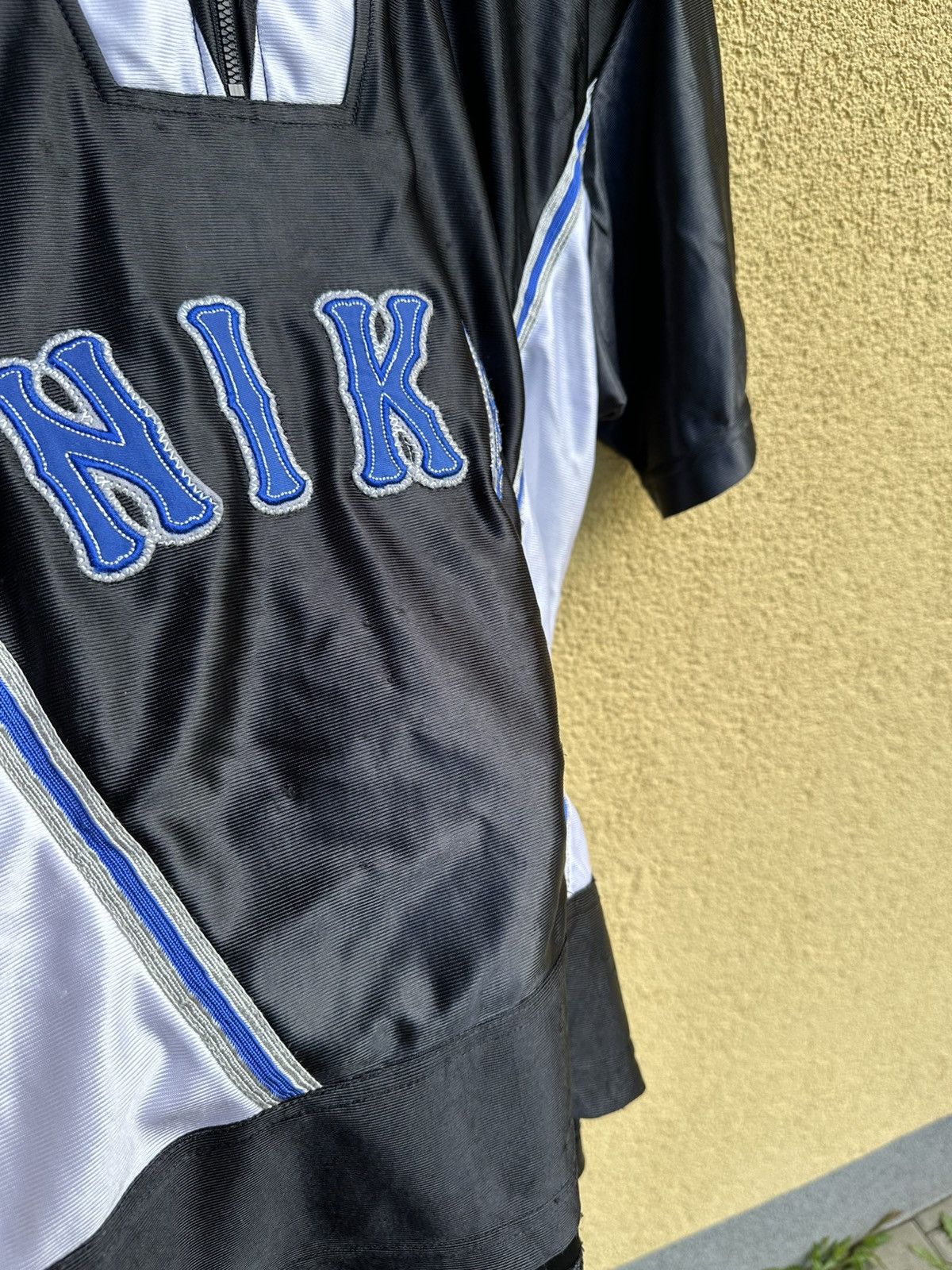 Other Vintage Nike 90s Jersey M Tee T-shirt Black Rare Size US M / EU 48-50 / 2 - 12 Thumbnail