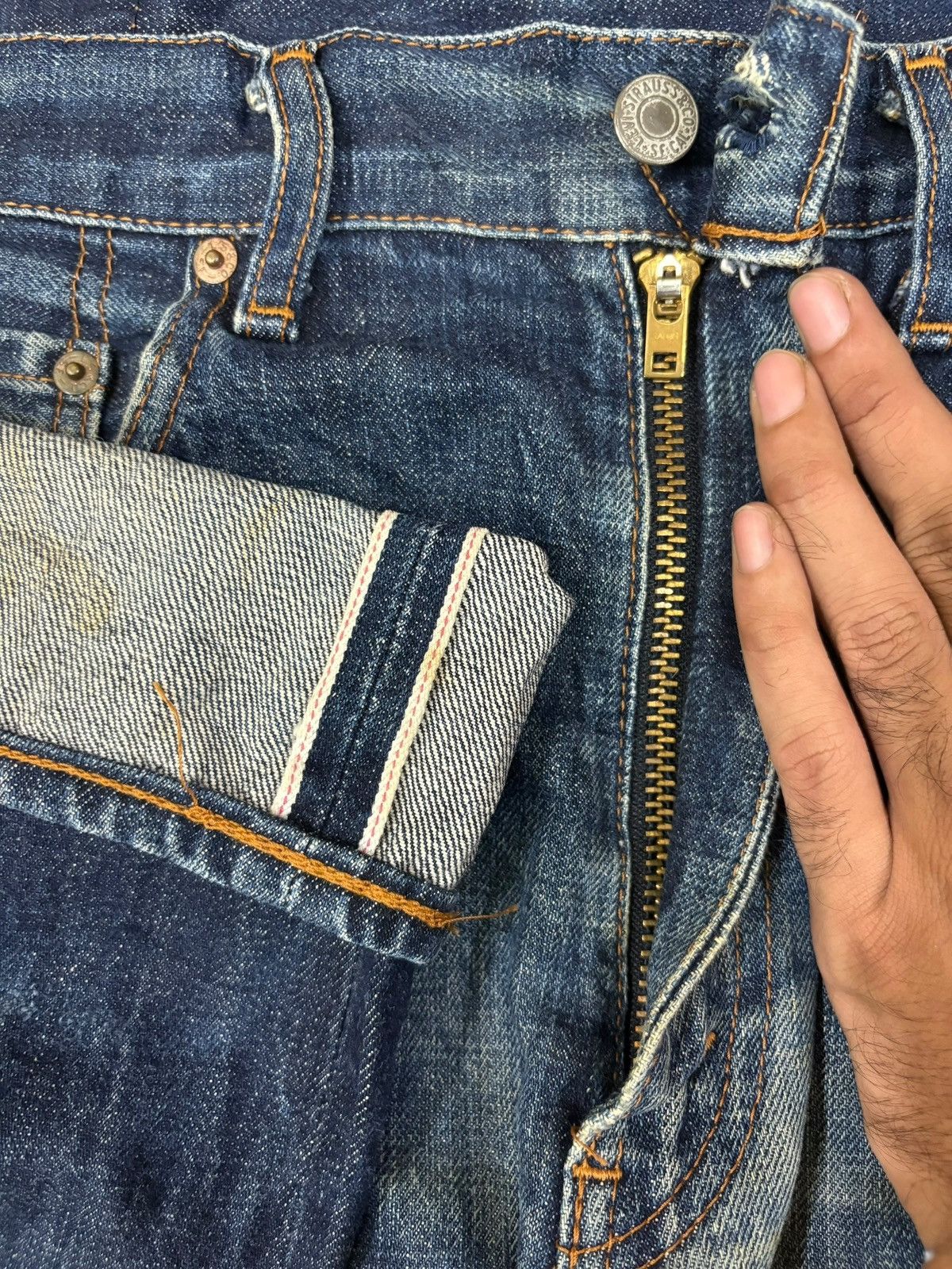 Levi's Levis 80s Levis 502 XX Big E Selvedge Distressed Baggy Jeans Size US 33 - 4 Thumbnail