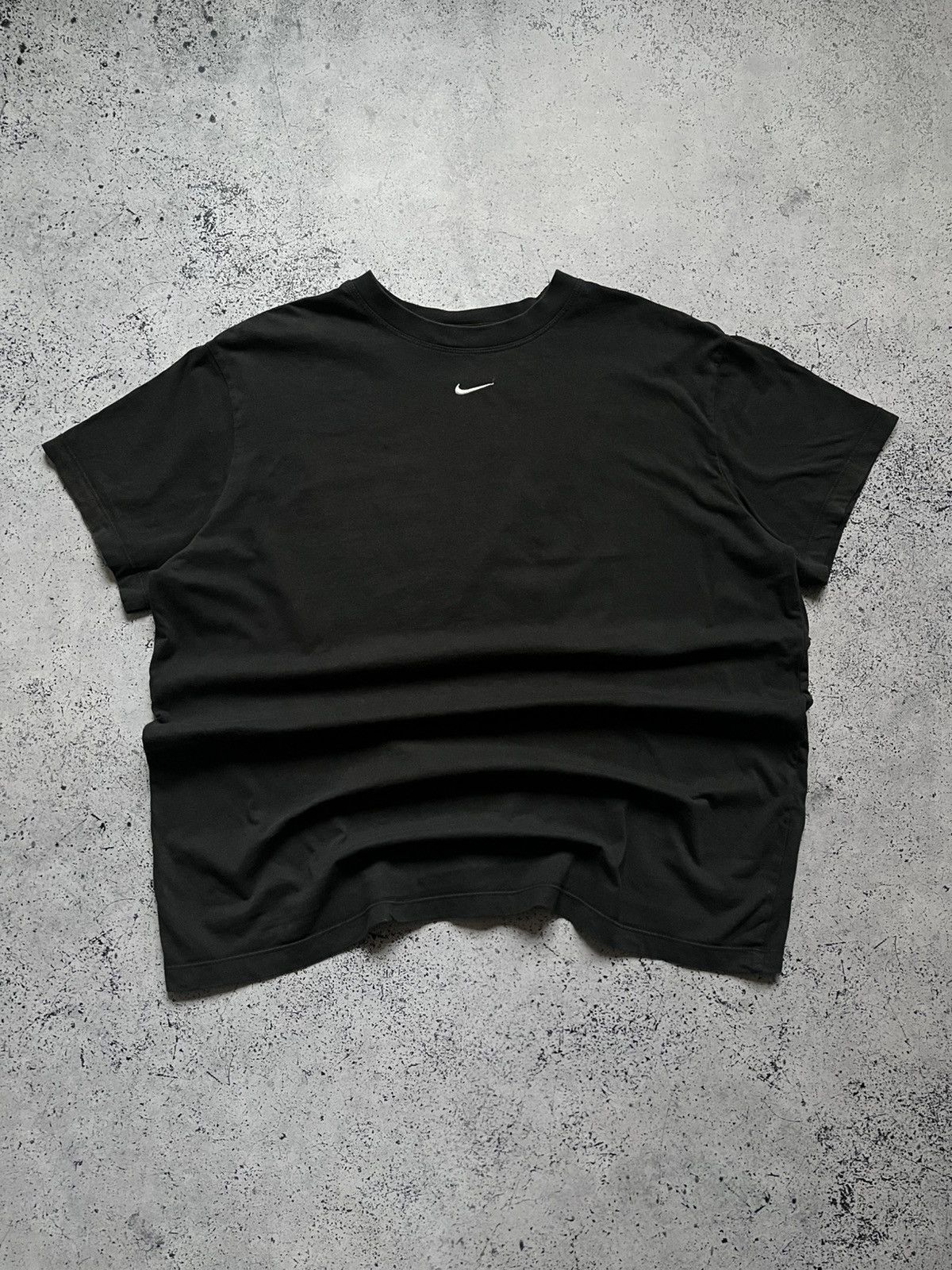 Nike Nike Vintage Center Swoosh Logo Tee T-shirt Y2K USA Size US L / EU 52-54 / 3 - 1 Thumbnail