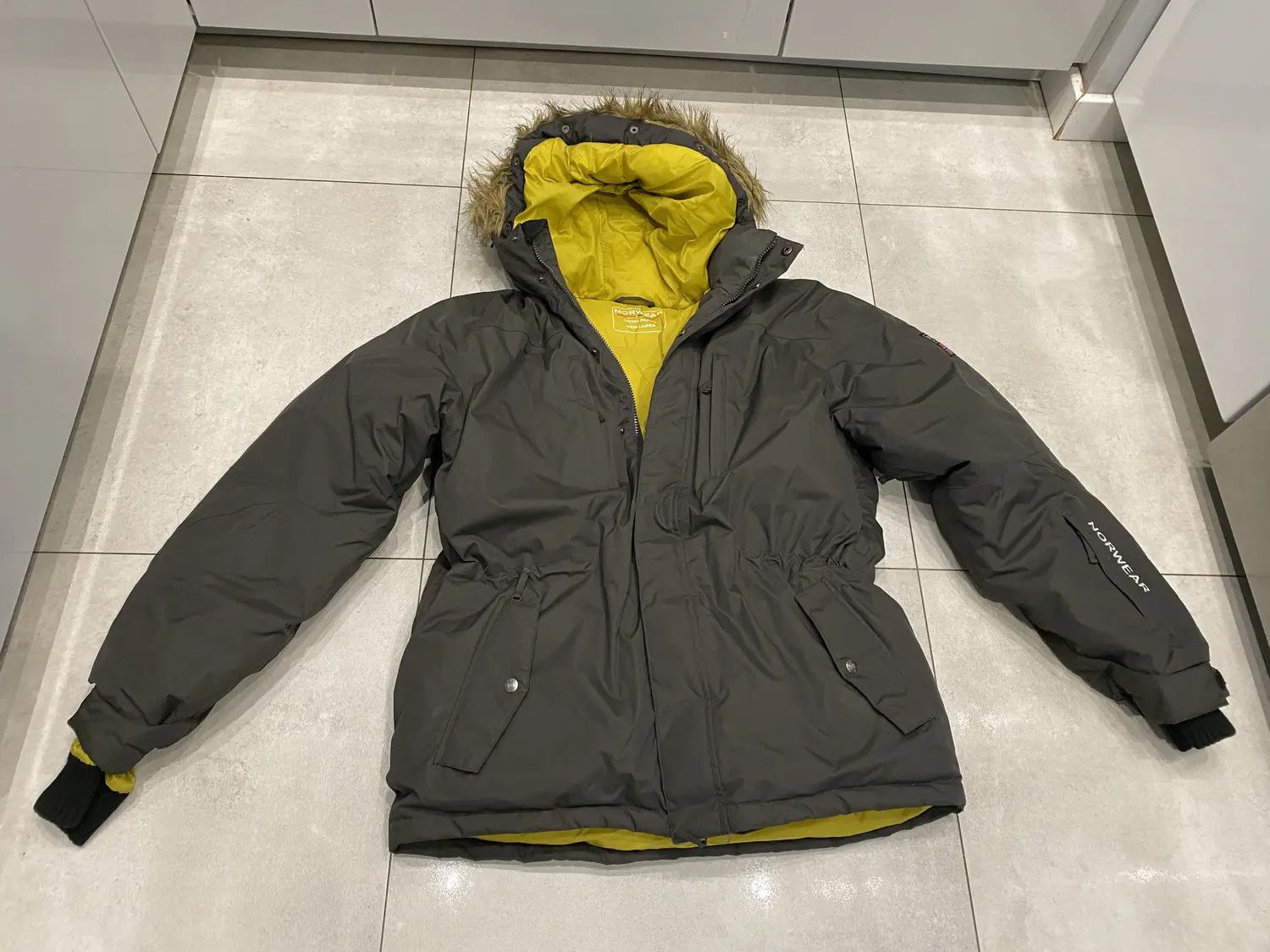 Other NORWEAR down jacket size L Size US L / EU 52-54 / 3 - 3 Thumbnail