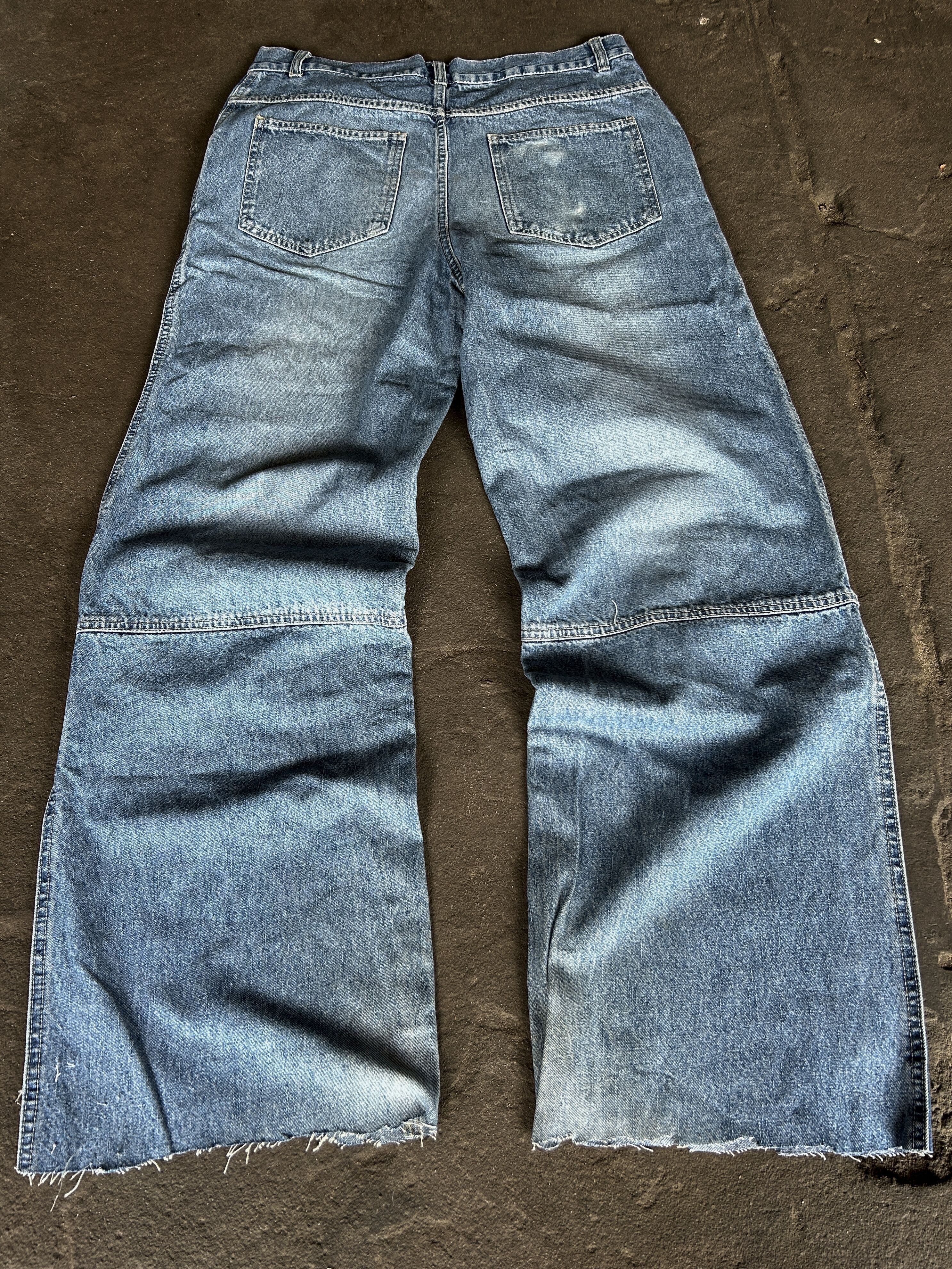 Vintage Y2K Baggy Denim Jeans Wide Leg Skate Streetwear Pants Size US 32 / EU 48 - 2 Thumbnail