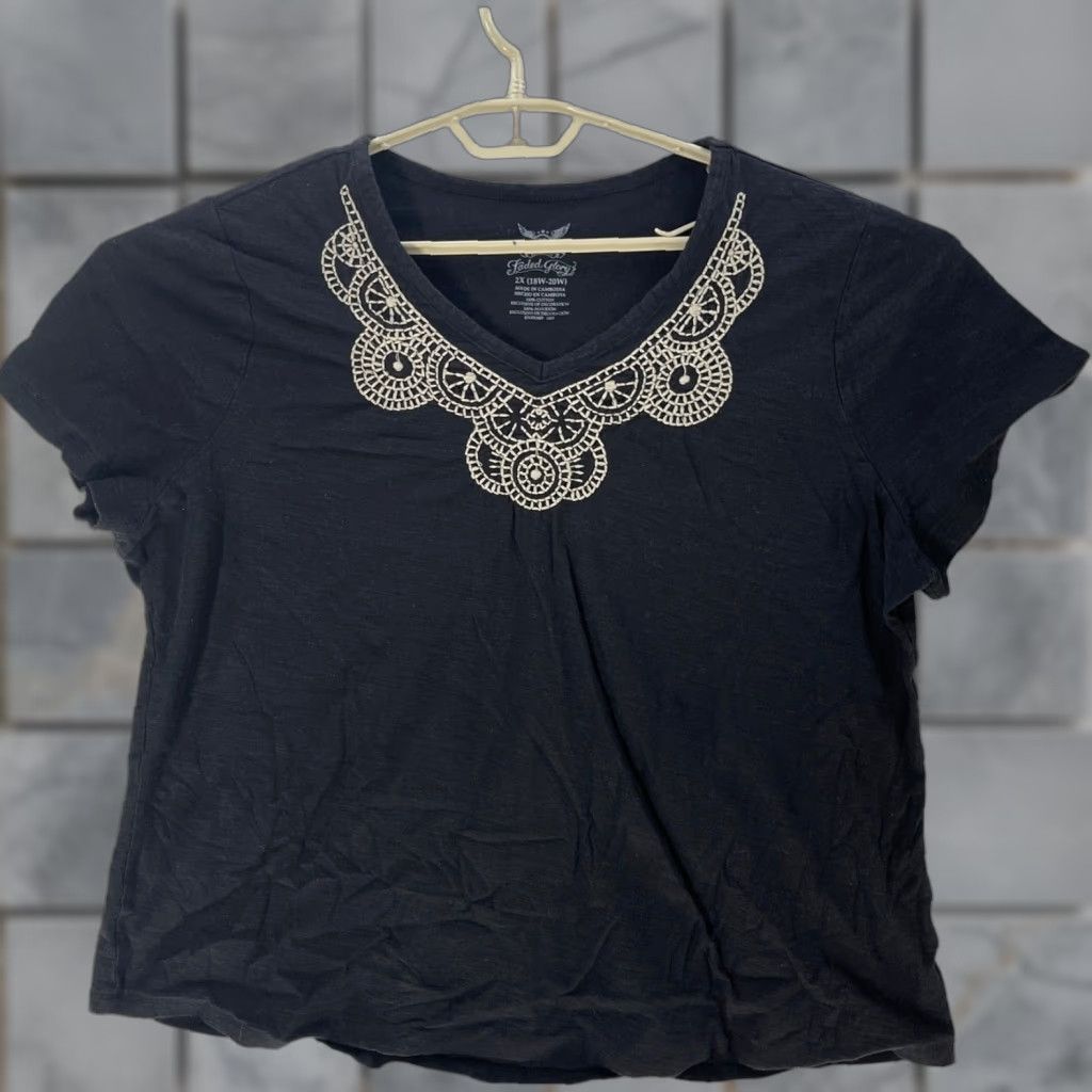 Faded Glory Faded Glory Blouse 2X Black Embroidered V-Neck Short Sleeve Cotton Boho Plus Size Womens Blouse Size XXL / US 16-18 / IT 52-54 - 1 Thumbnail