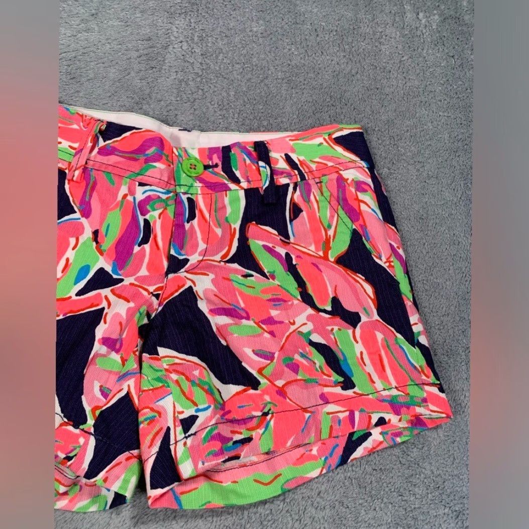 Lilly Pulitzer Lilly Pulitzer Bermuda Women 00 Multicolor Short Leaf Pattern Callahan Short 00 Size 24" / US 00 / IT 34 - 3 Thumbnail