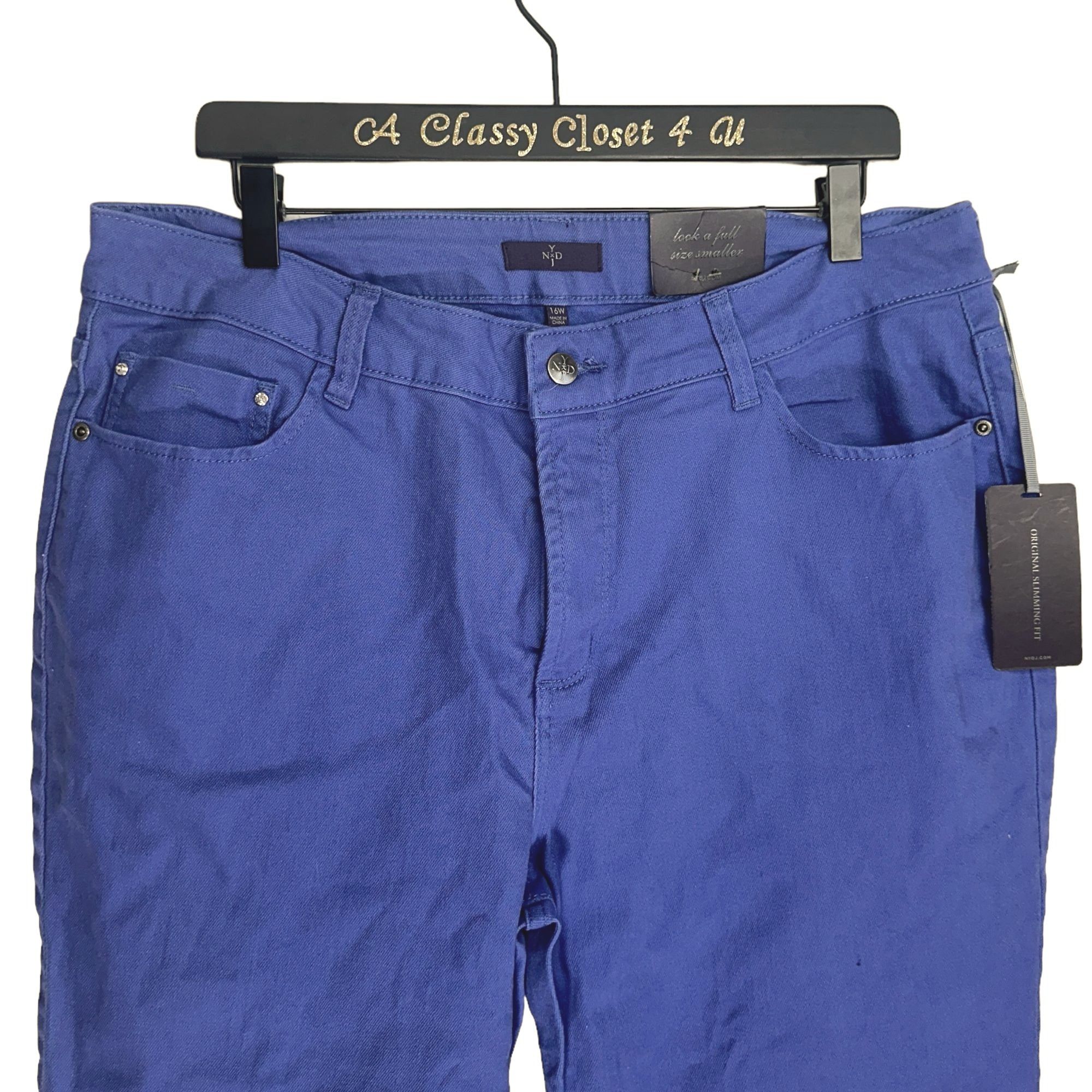 NYDJ NYDJ Women's Cotton Blue Studded Capri Jeans Size 16W Blue Size 38" / US 16 / IT 52 - 5 Thumbnail