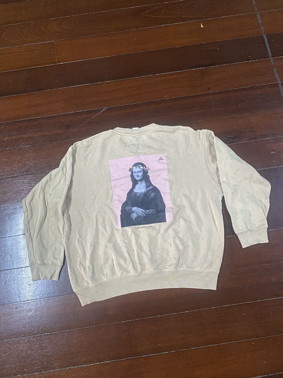 Uniqlo Rare leonardo da vinci art sweatshirt Size XL / US 12-14 / IT 48-50 - 1 Thumbnail