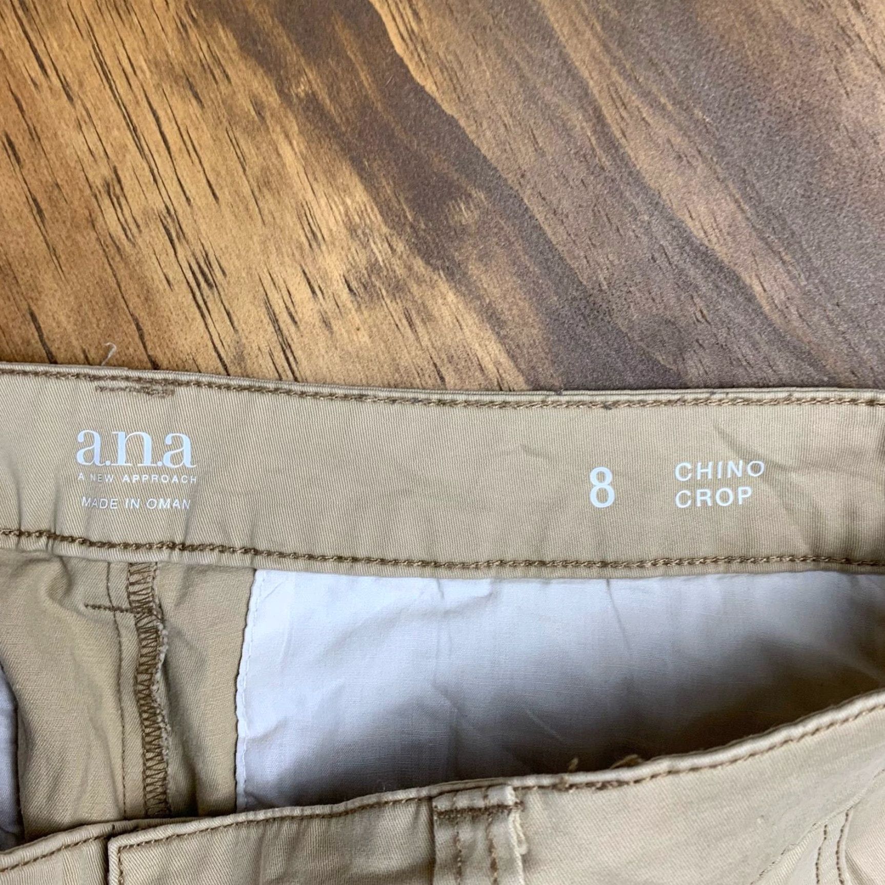 Vintage VINTAGE a.n.a Womens Pants Tan Chino Crop Capris Mid Rise Stretch 8 Casual Workwear Size 34" / US 12 / IT 48 - 4 Thumbnail