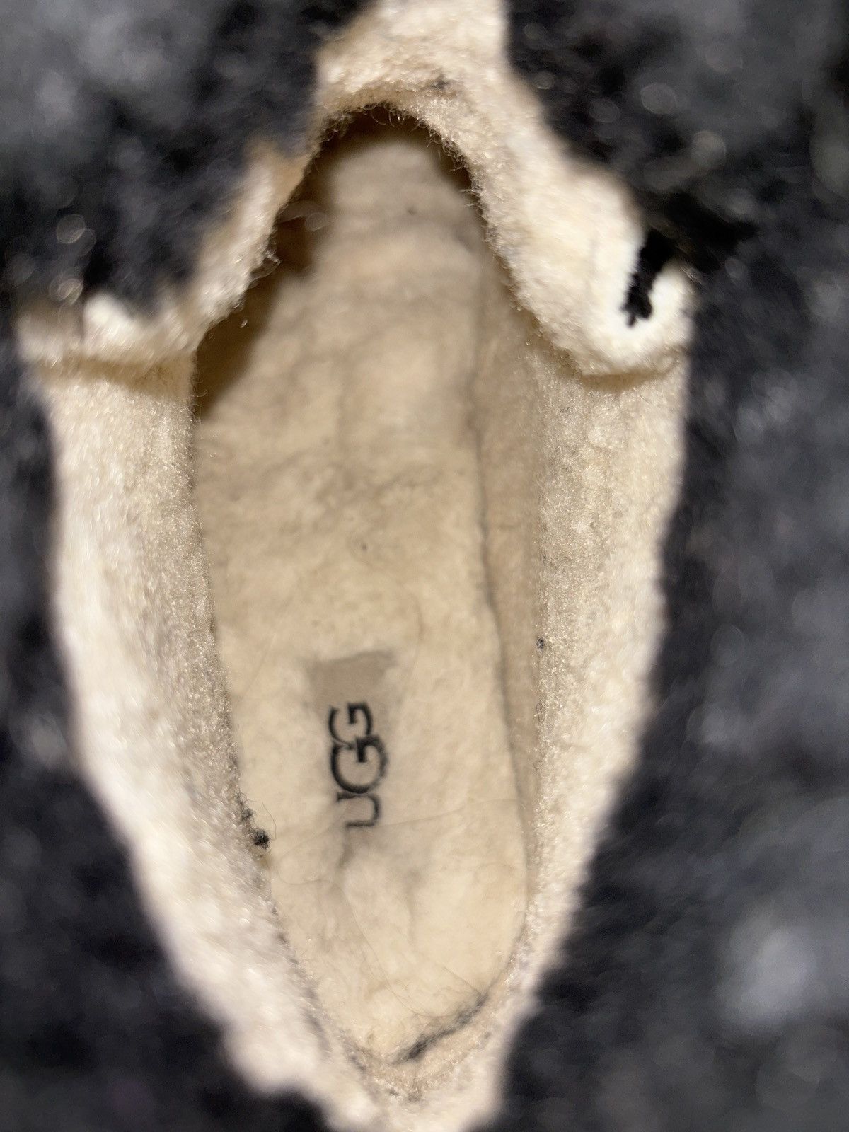 Ugg Ugg boots adiroam Size US 7 / EU 40 - 6 Thumbnail