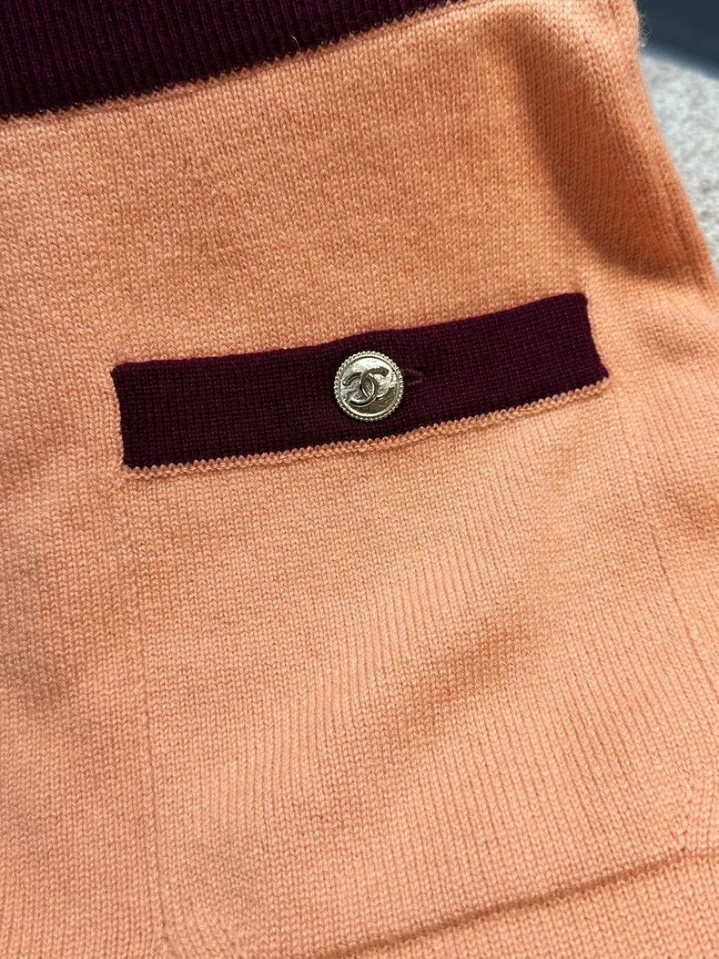 Chanel Chanel 20A Kangpeng Street Orange Pink Burgundy Edge Gold Size 24" / US 00 / IT 34 - 4 Thumbnail