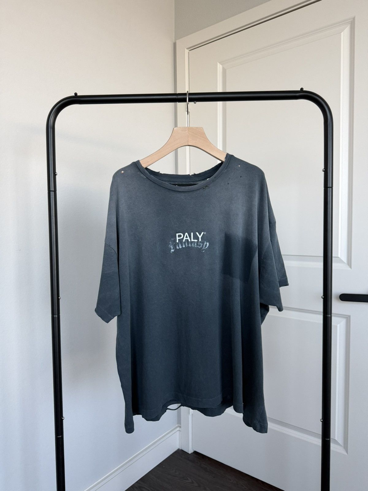 Paly Hollywood Black Core logo Tee