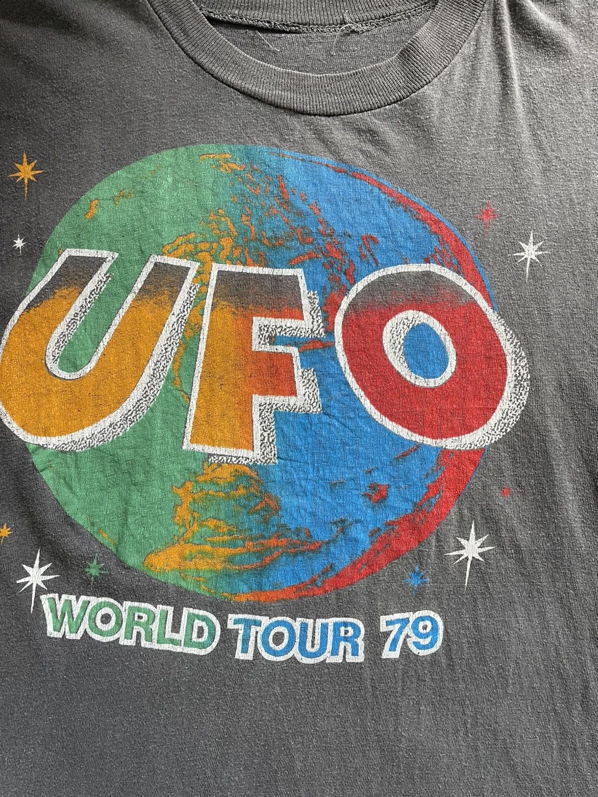 Band Tees UFO WORLD TOUR 79 Size US M / EU 48-50 / 2 - 2 Thumbnail
