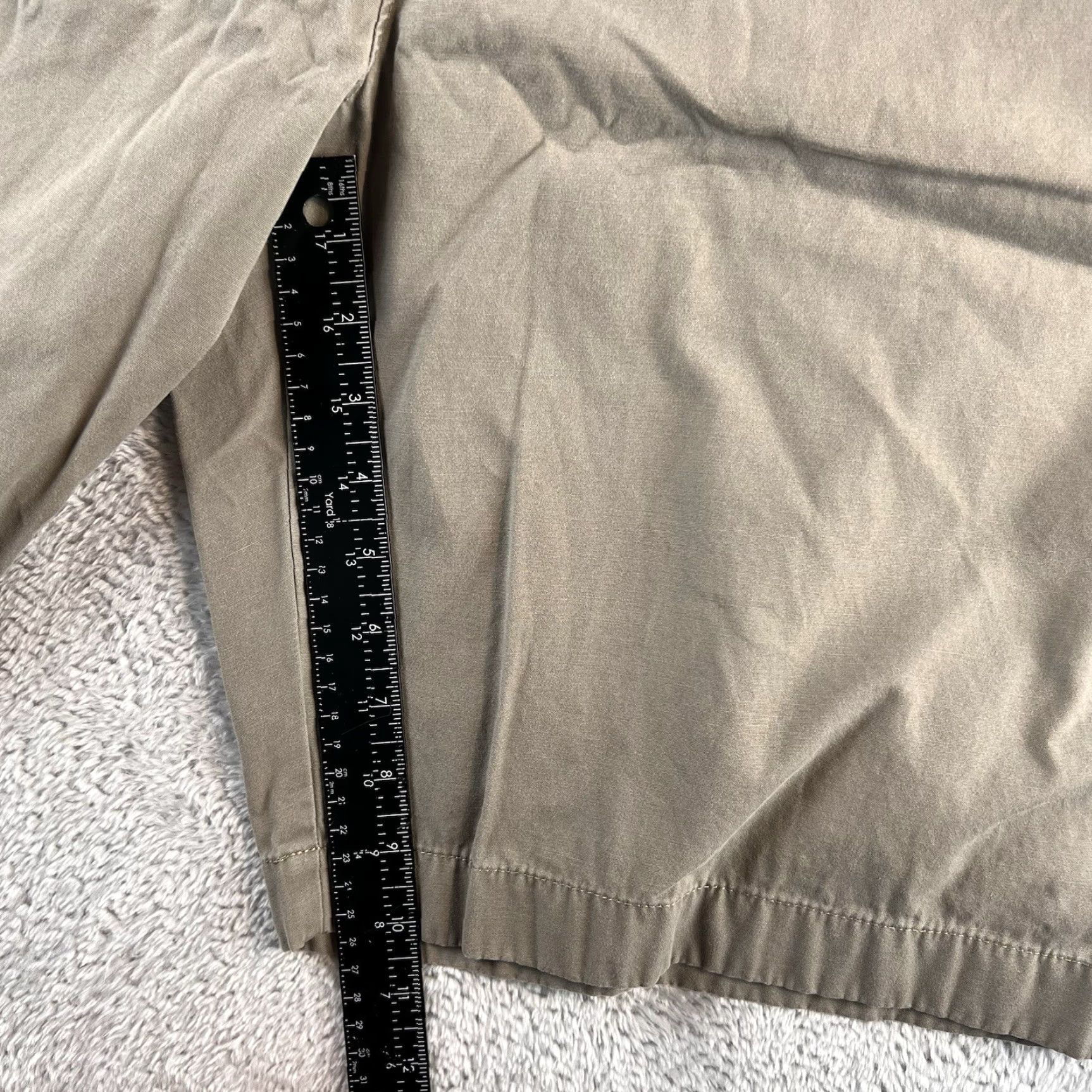 J.Crew J.CREW Flat Front Shorts Khaki Beige Mens 38 Fits 36 Chino Casual Workwear Regular Waist 36x10in Pocket Pockets Twill Cotton Belt Loops Preppy Style Size US 38 / EU 54 - 6 Thumbnail