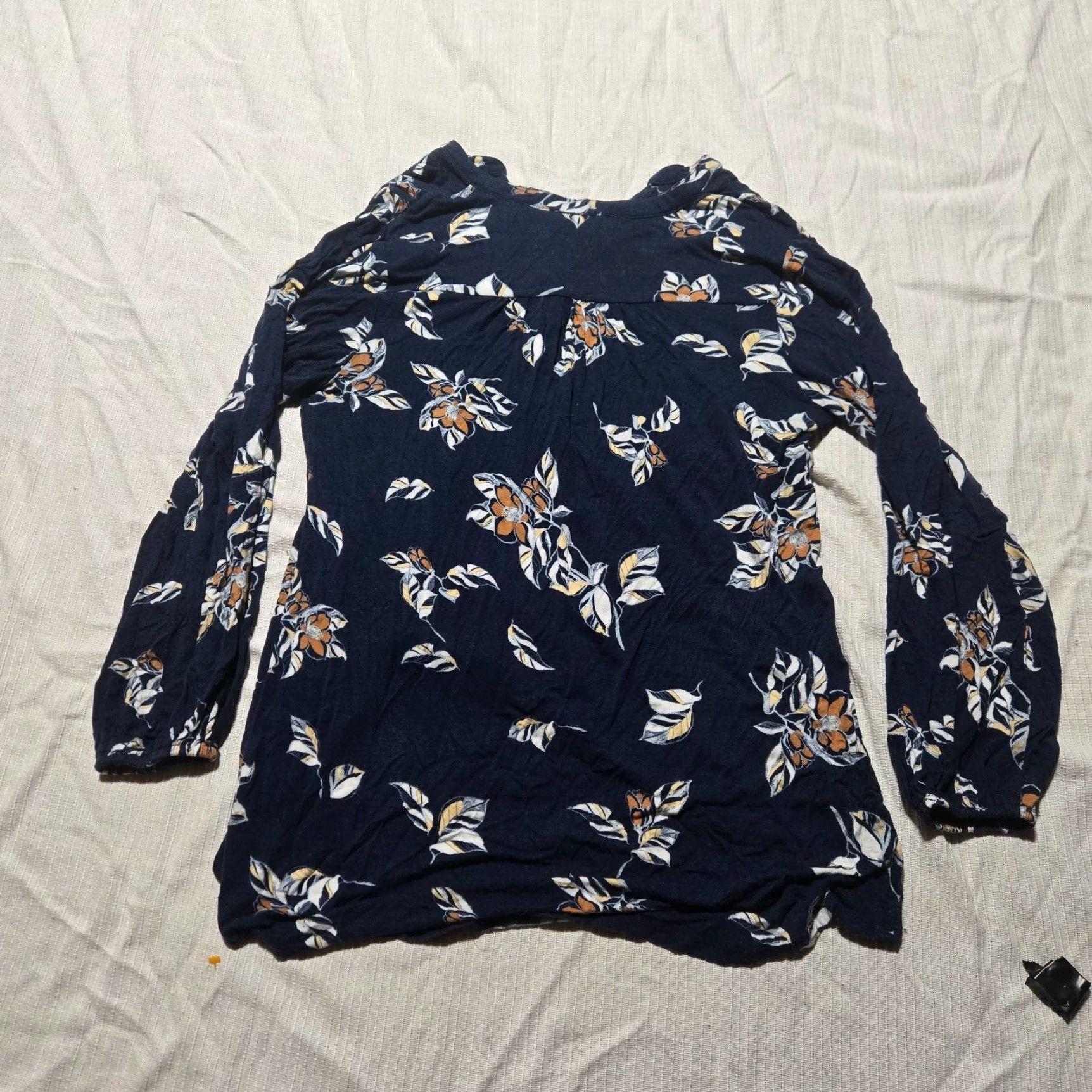 Vintage Wonerdfly Blue Floral Shirt Adult Women's M Medium Long Sleeve Scoop Neck Knit Blouse Tunic Flower Pattern Mens? Girls? Wait end: Women Size M / US 6-8 / IT 42-44 - 7 Thumbnail