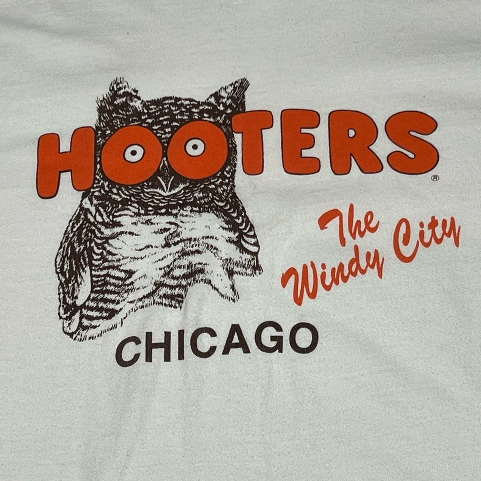 Hanes Vintage Hooters T-shirt Men's Size L Single Stitch Chicago Size US L / EU 52-54 / 3 - 3 Thumbnail