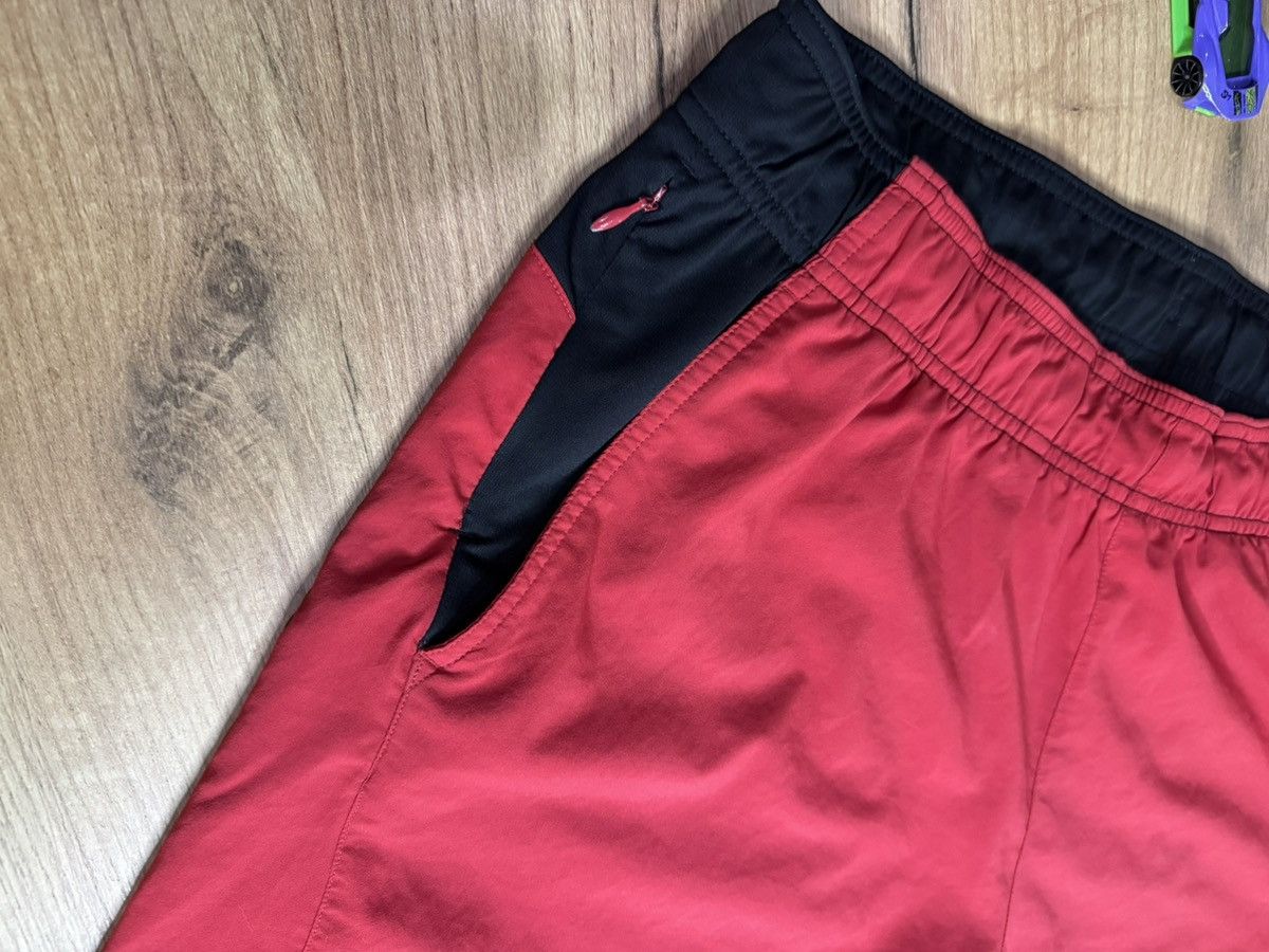 The North Face The North Face Red Black Trail Running Shorts Size M Size US 32 / EU 48 - 2 Thumbnail