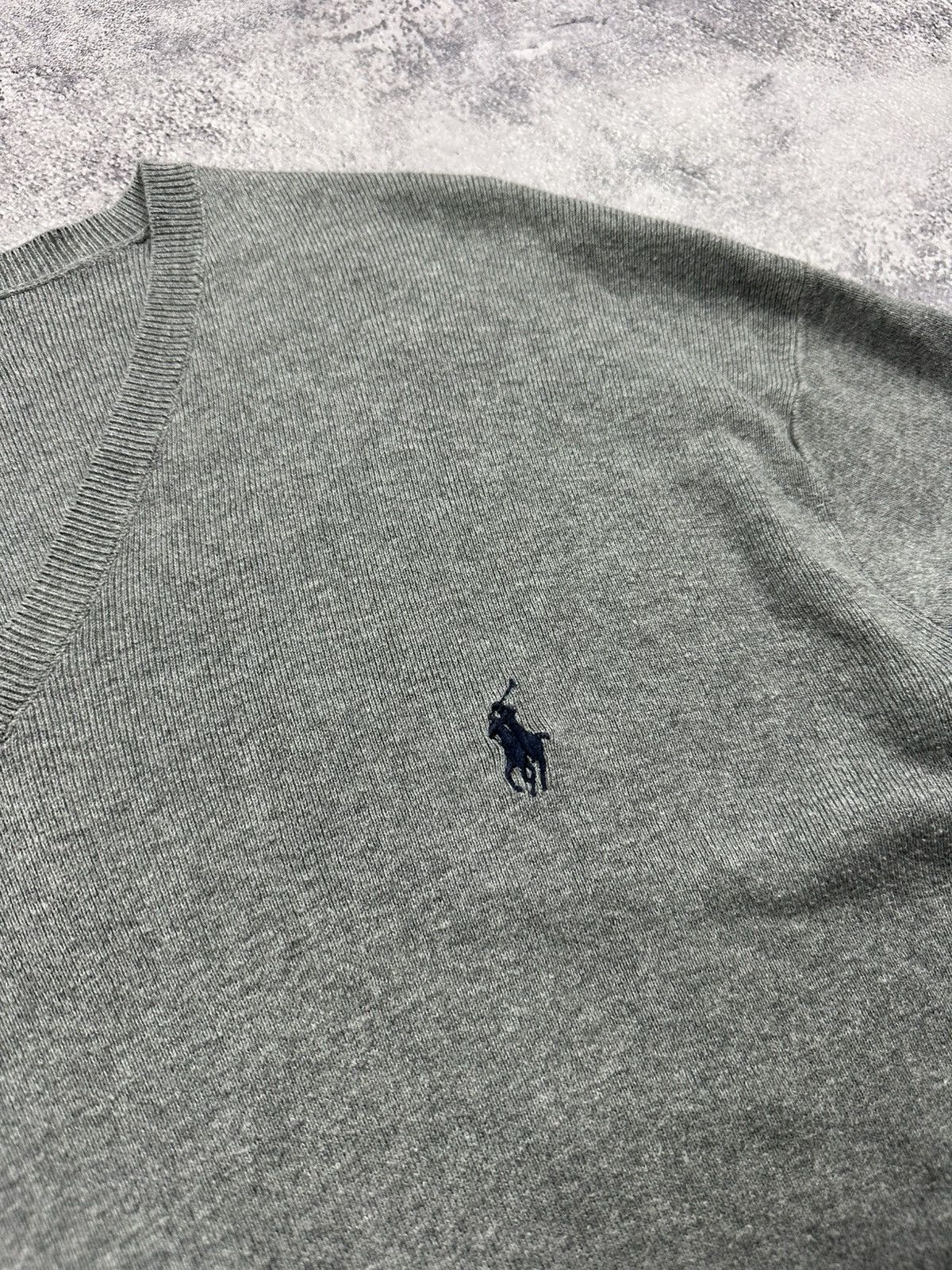 Polo Ralph Lauren Vintage Polo Ralph Lauren Grey V-Neck Sweater Jumper Pony Size US L / EU 52-54 / 3 - 5 Thumbnail
