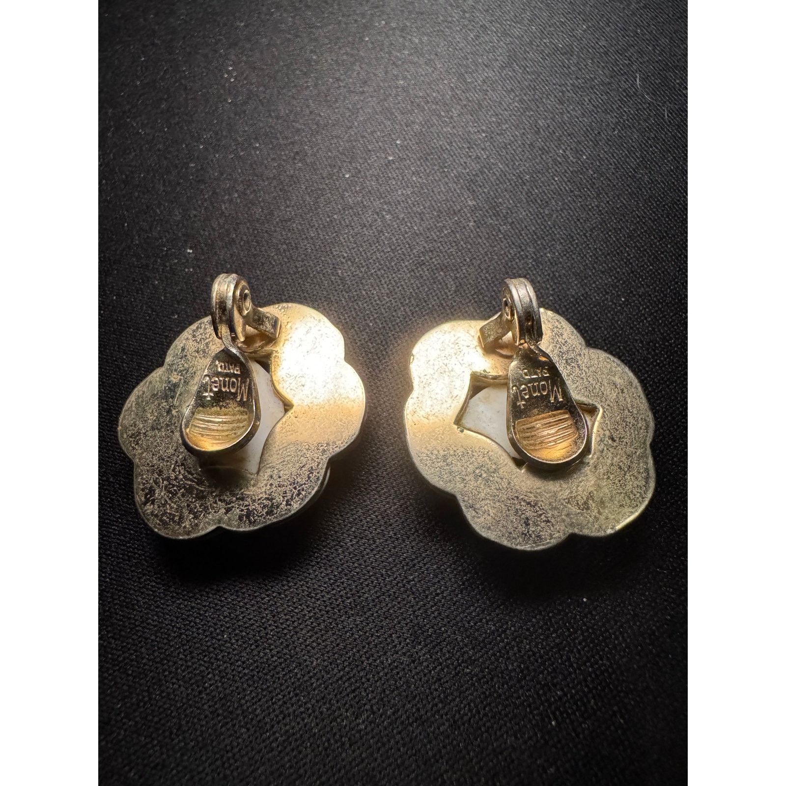 Monet Vintage Monet Milk Glass Clip On Earrings Size ONE SIZE - 4 Thumbnail