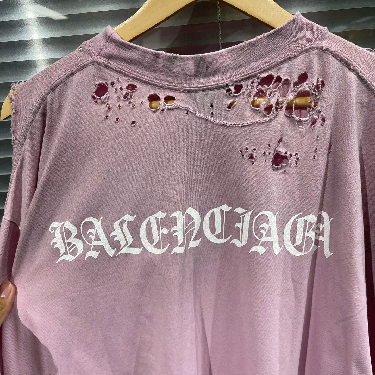 Balenciaga Balenciaga New Distressed Om Wormhole Print SS Tee Size US XL / EU 56 / 4 - 3 Thumbnail
