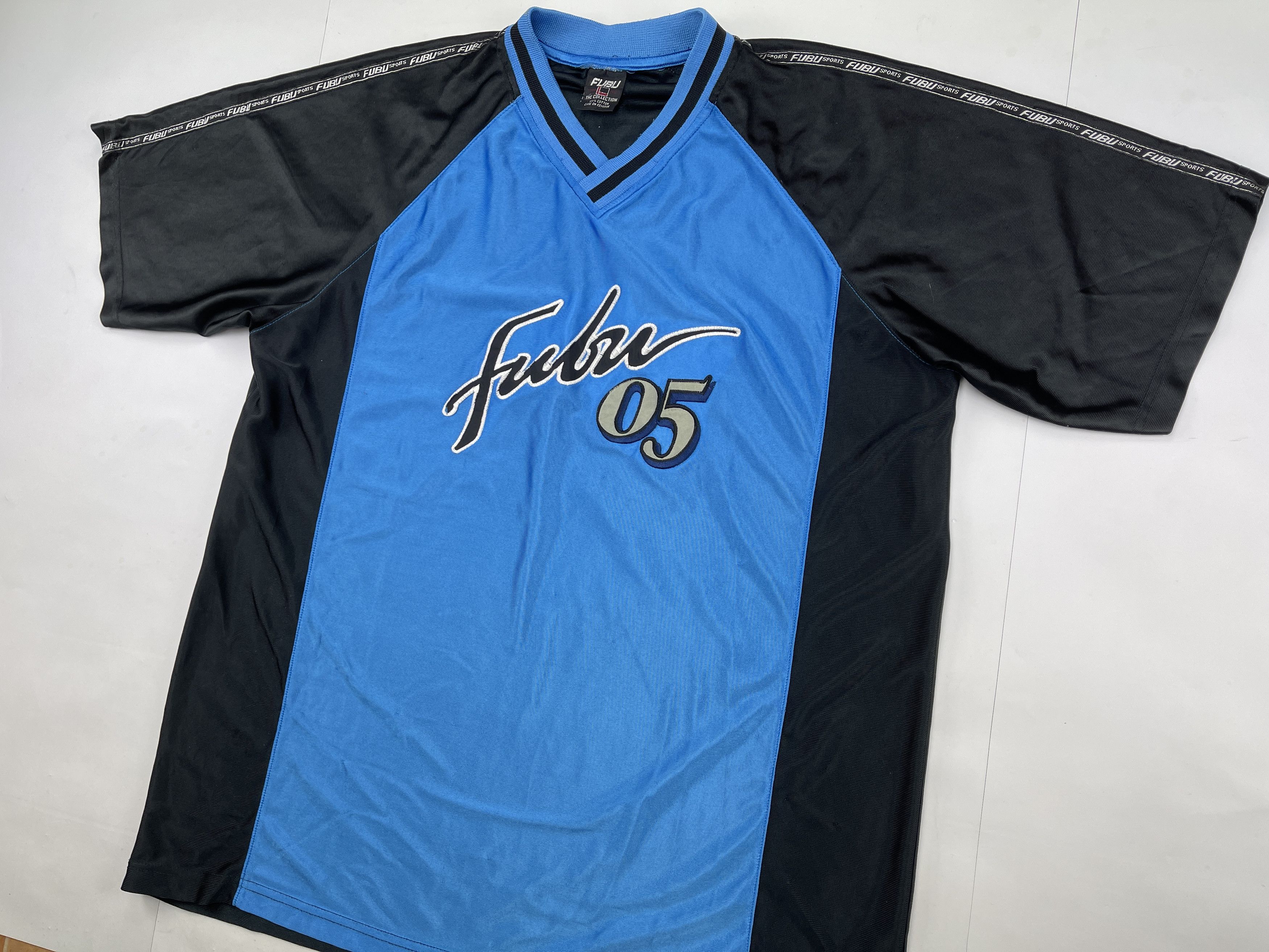 Fubu FUBU jersey, vintage hip hop t-shirt, 90s hip hop skater L Size US L / EU 52-54 / 3 - 3 Thumbnail