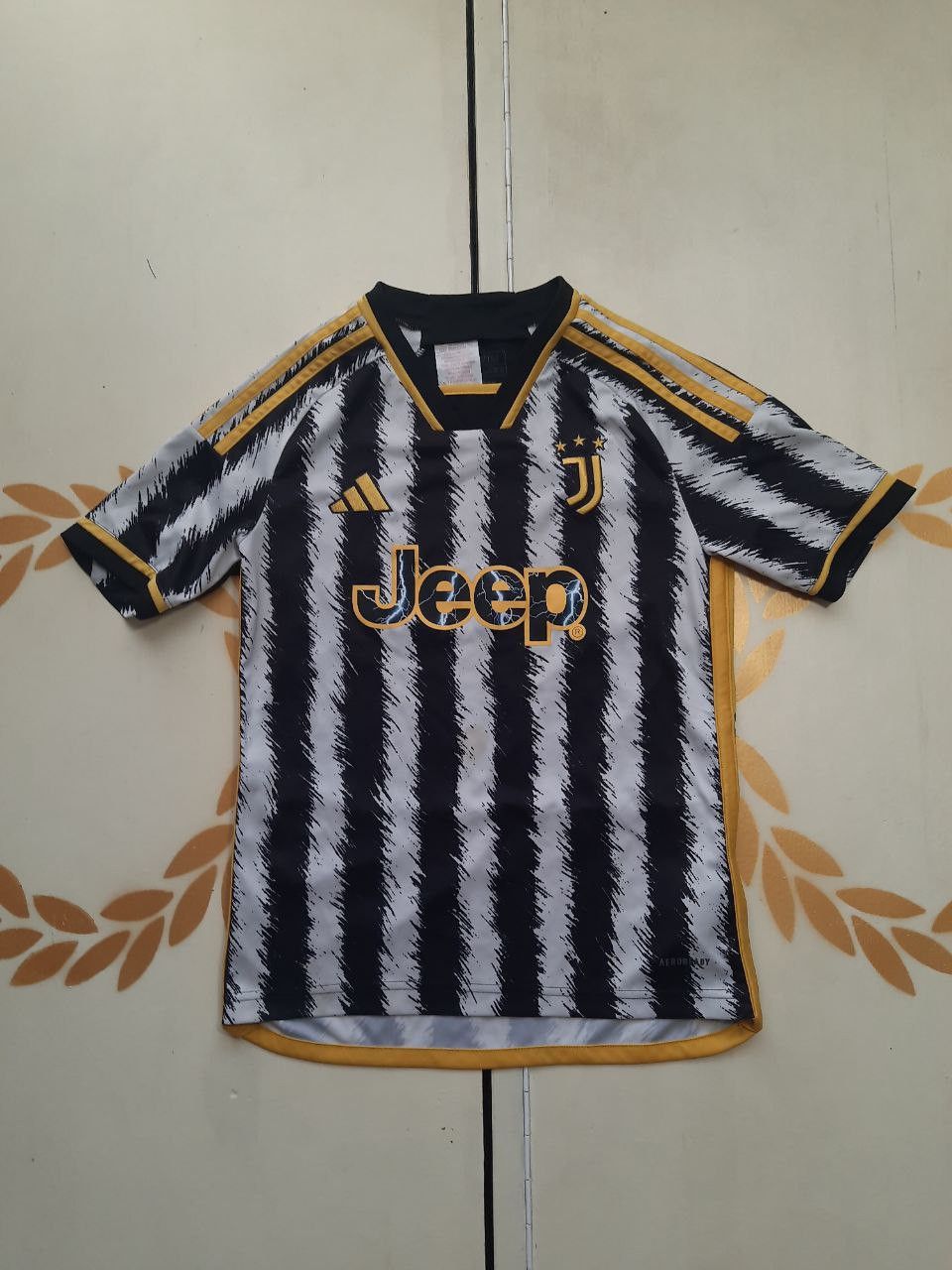 Adidas Adidas Juventus Jersey 2023-2024 kids size 11-12 years Size US XXS / EU 40 - 1 Thumbnail