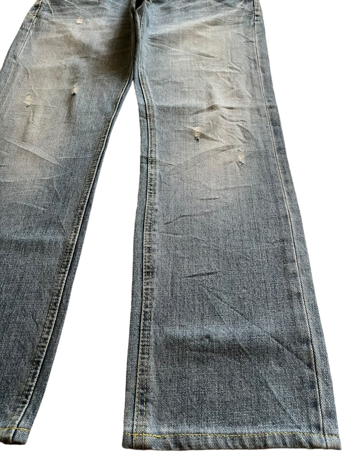 Japanese Brand × Jun Takahashi Vintage Japanese Junmen Faded Wash Distressed Jeans Size US 34 / EU 50 - 7 Thumbnail