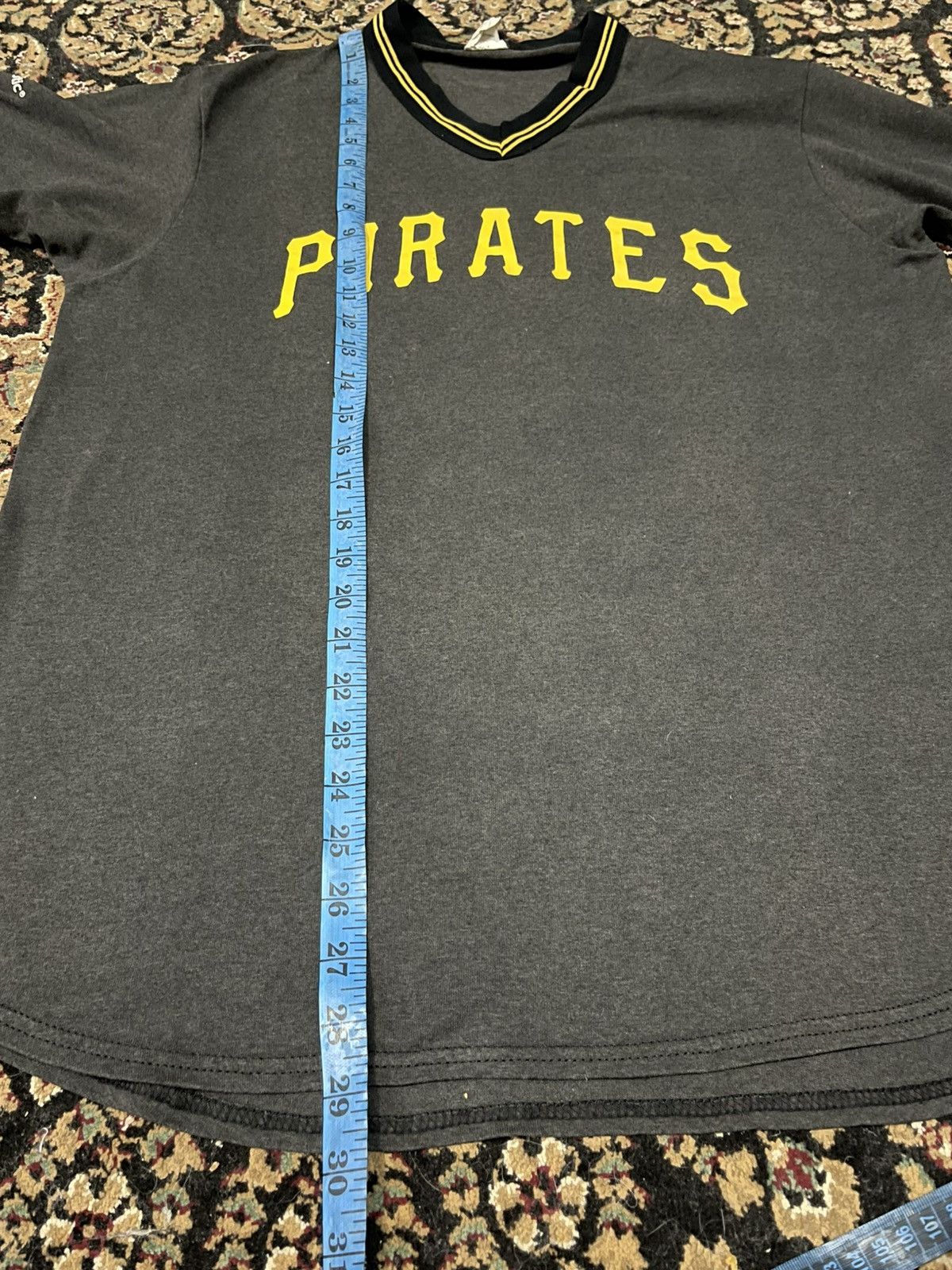 MLB Vintage Majestic Pittsburg Pirates MLB baseball jersey Size US L / EU 52-54 / 3 - 7 Thumbnail