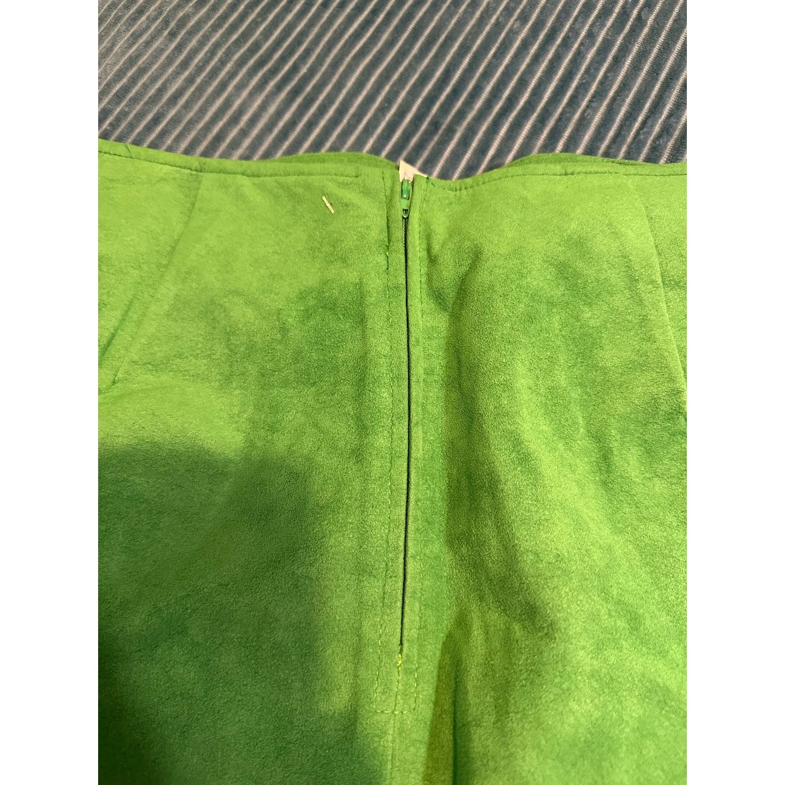 Other Vintage 1970s Ultrasuede A-Line Skirt in Vibrant Green Size 36" / US 14 / IT 50 - 4 Thumbnail