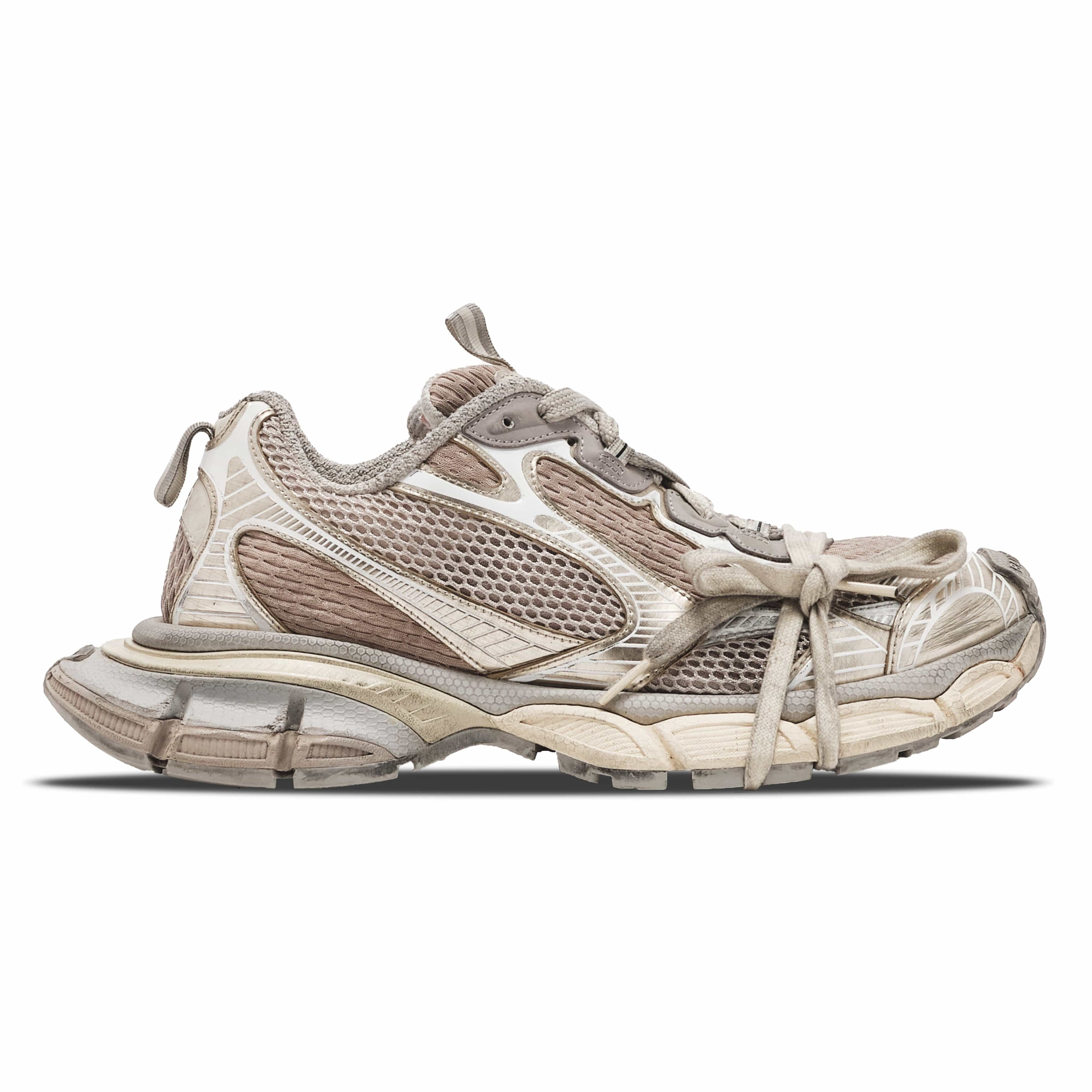 3XL Trainer Off White Silver