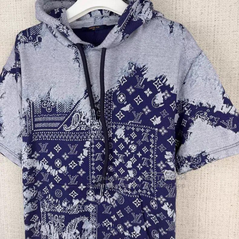 Louis Vuitton Louis Vuitton Cashew full print knit hooded short sleeve Size US XL / EU 56 / 4 - 2 Thumbnail