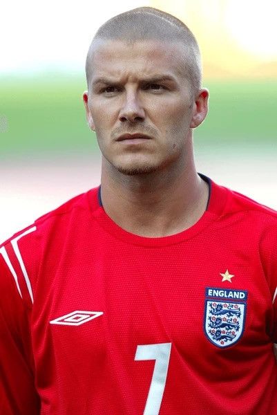 Umbro ENGLAND UMBRO 2004 EURO FOOTBALL AWAY JERSEY #7 BECKHAM Size US XL / EU 56 / 4 - 14 Thumbnail