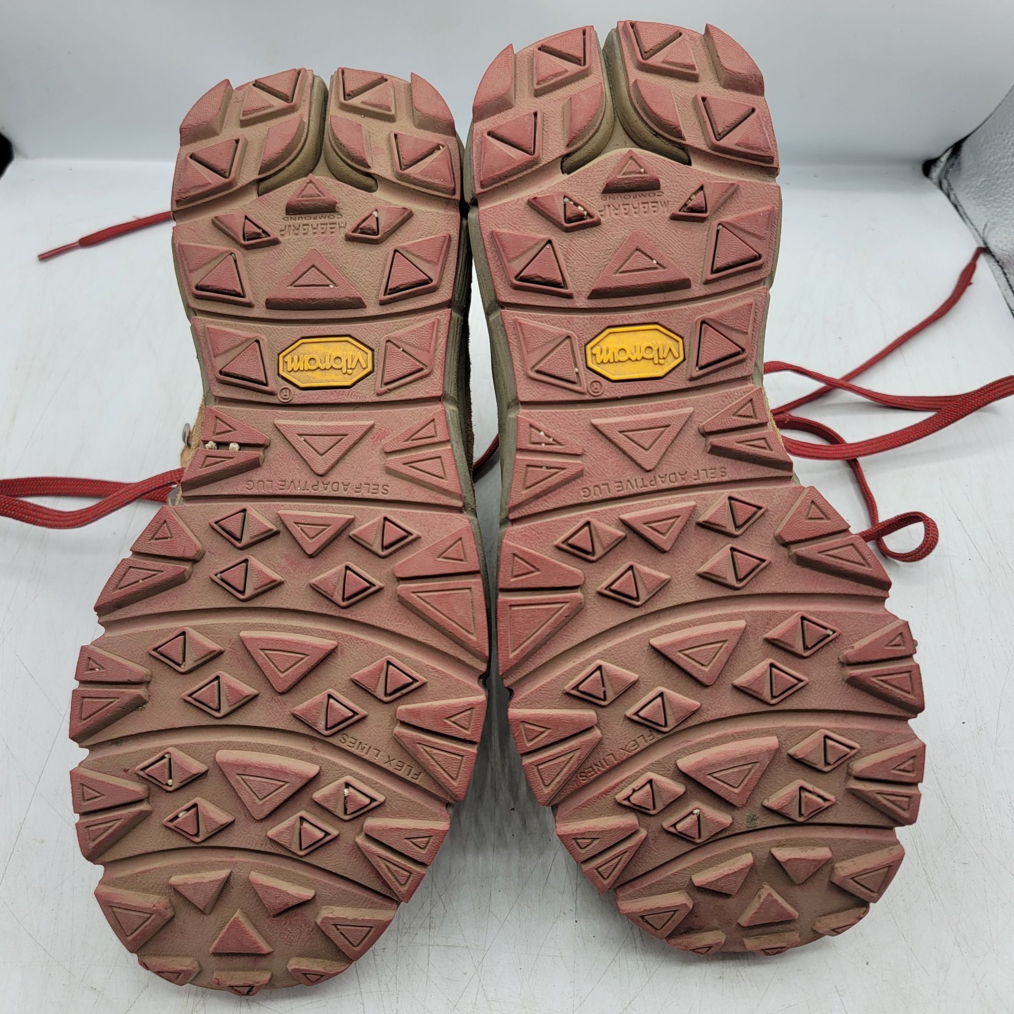 Danner Danner Mountain 600 Womens 7.5 Brown Hiking Boots Waterproof Size US 7.5 / IT 37.5 - 8 Thumbnail