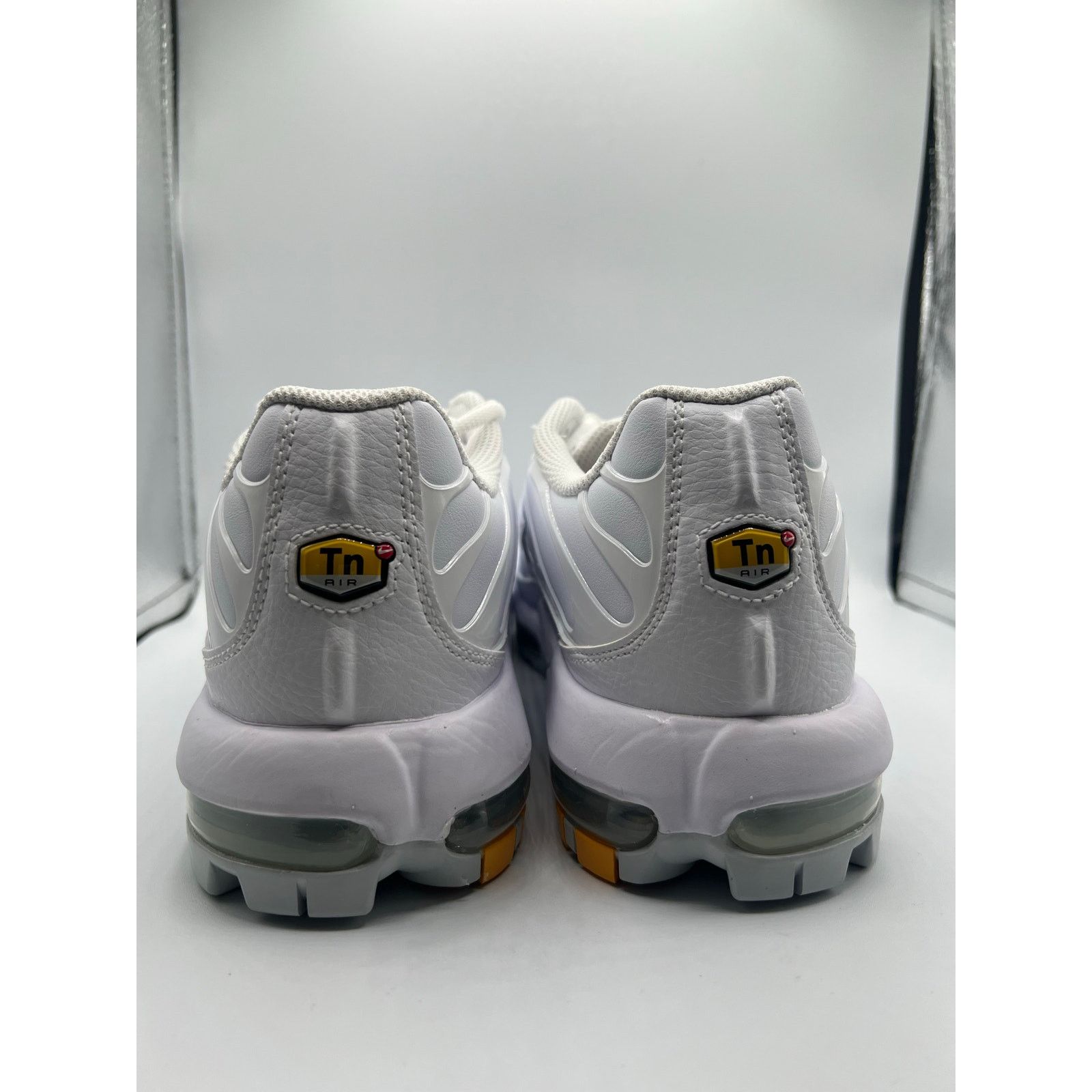 Nike Nike Air Max Plus Golf “Triple White” size 10.5 men’s Size US 10.5 / EU 43-44 - 4 Thumbnail