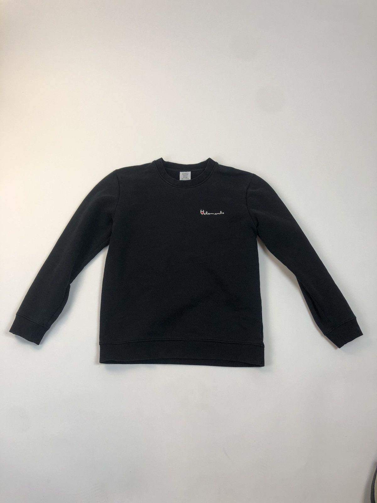 Image of Vetements X Champion 2016 Embroidered Crewneck Sweatshirt in Black, Men's (Size XL)