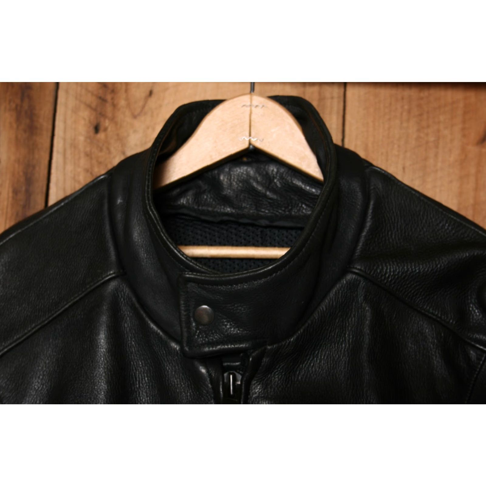 Vintage Vintage Heavy Black Leather Motorcycle Jacket Men's Sz. 50 (Missing Liner) Jacket Mens 50 Black Leather Motorcycle Vintage Size US M / EU 48-50 / 2 - 7 Thumbnail
