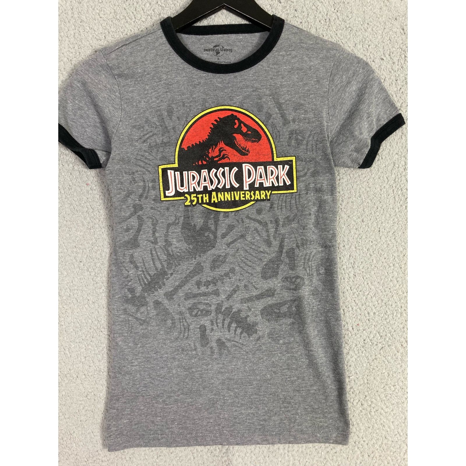 Universal Studios Universal Studios Jurassic Park 25th Anniversary T-Shirt S Size XS / US 0-2 / IT 36-38 - 5 Thumbnail
