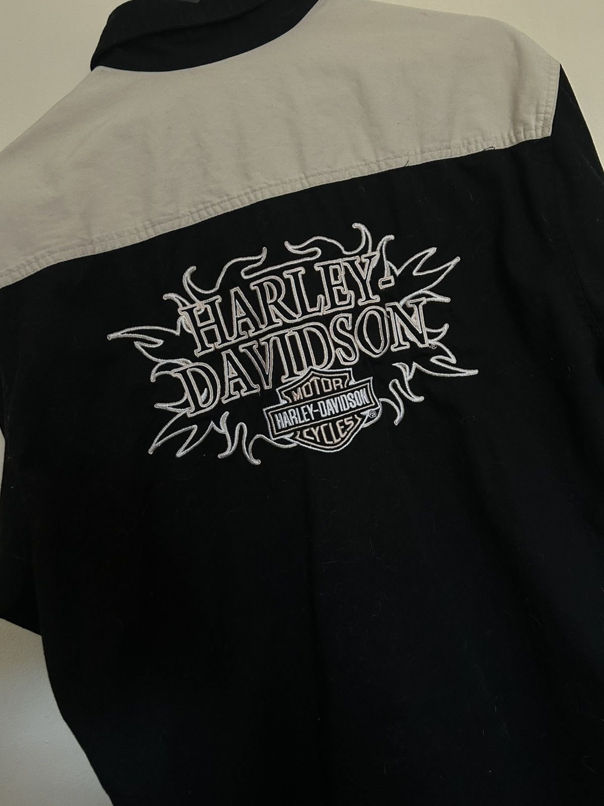 Harley Davidson vintage Harley-Davidson men's button-up short-sleeve shirt. Size US L / EU 52-54 / 3 - 4 Thumbnail
