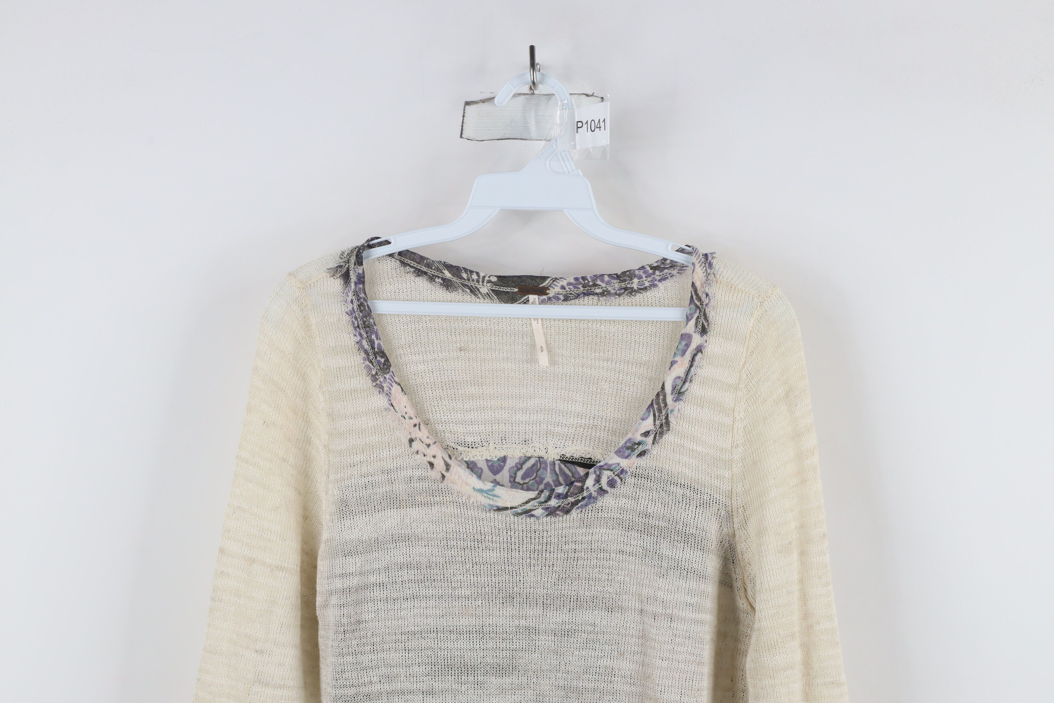 Free People × Vintage Free People Boho Chic Fringed Lightweight Knit Sweater Size S / US 4 / IT 40 - 2 Thumbnail