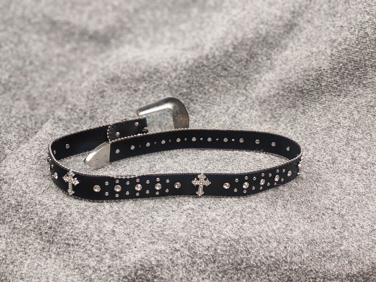 Le Grande Bleu (L.G.B.) Vintage with cross BB. Simon Style Belt Black Leather Y2K Size ONE SIZE - 7 Thumbnail