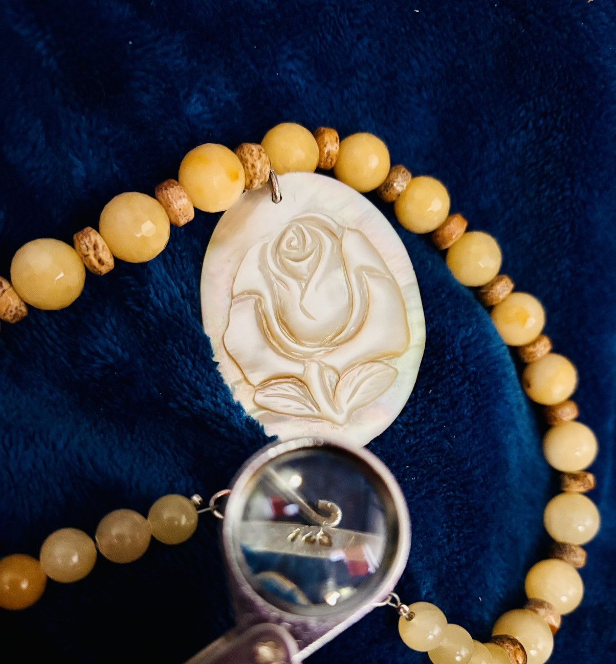 Other VTG 925 Real Honey Jade, Carved MOP Necklace 72.61 grams Size ONE SIZE - 7 Thumbnail