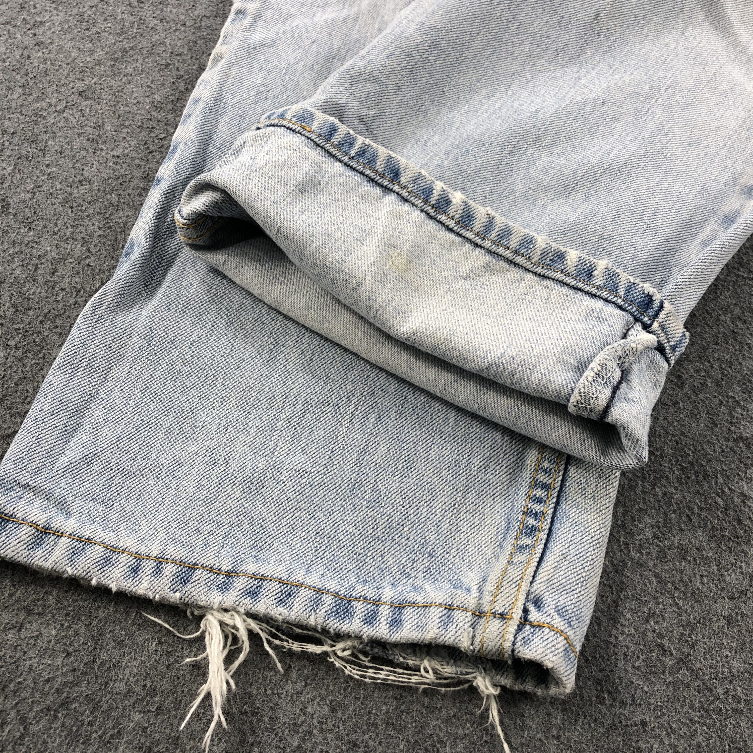 Levi's × Vintage Vintage Light Wash Levis 505 Jeans-JM1751 Size US 38 / EU 54 - 8 Thumbnail