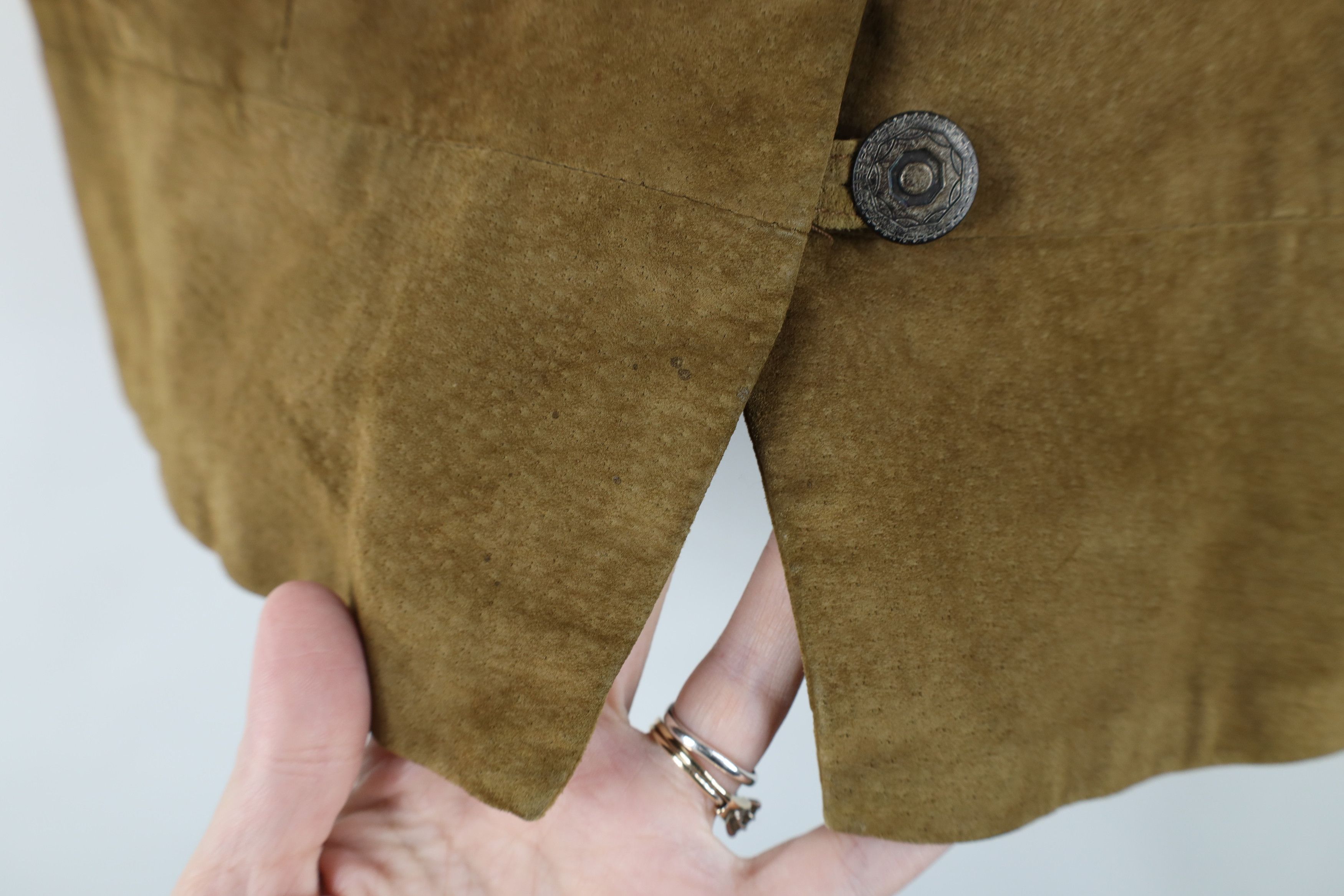 Vintage Vintage 90s Streetwear Suede Leather Button Vest Jacket Size XL / US 12-14 / IT 48-50 - 4 Thumbnail