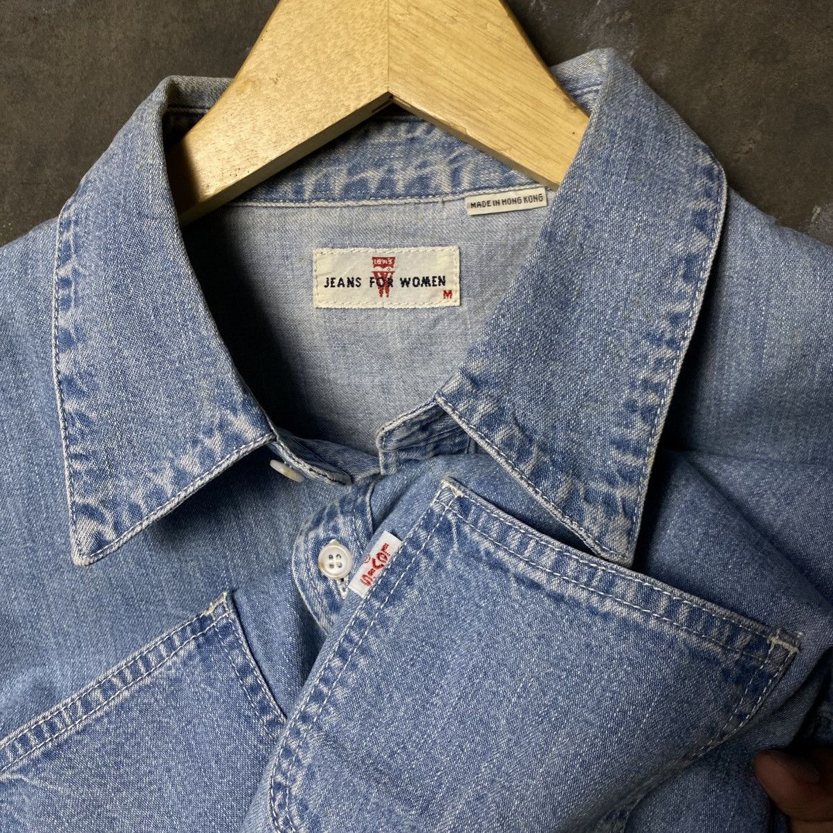 Levi's × Vintage Vintage levi’s for women unique denim shirt Size M / US 6-8 / IT 42-44 - 3 Thumbnail
