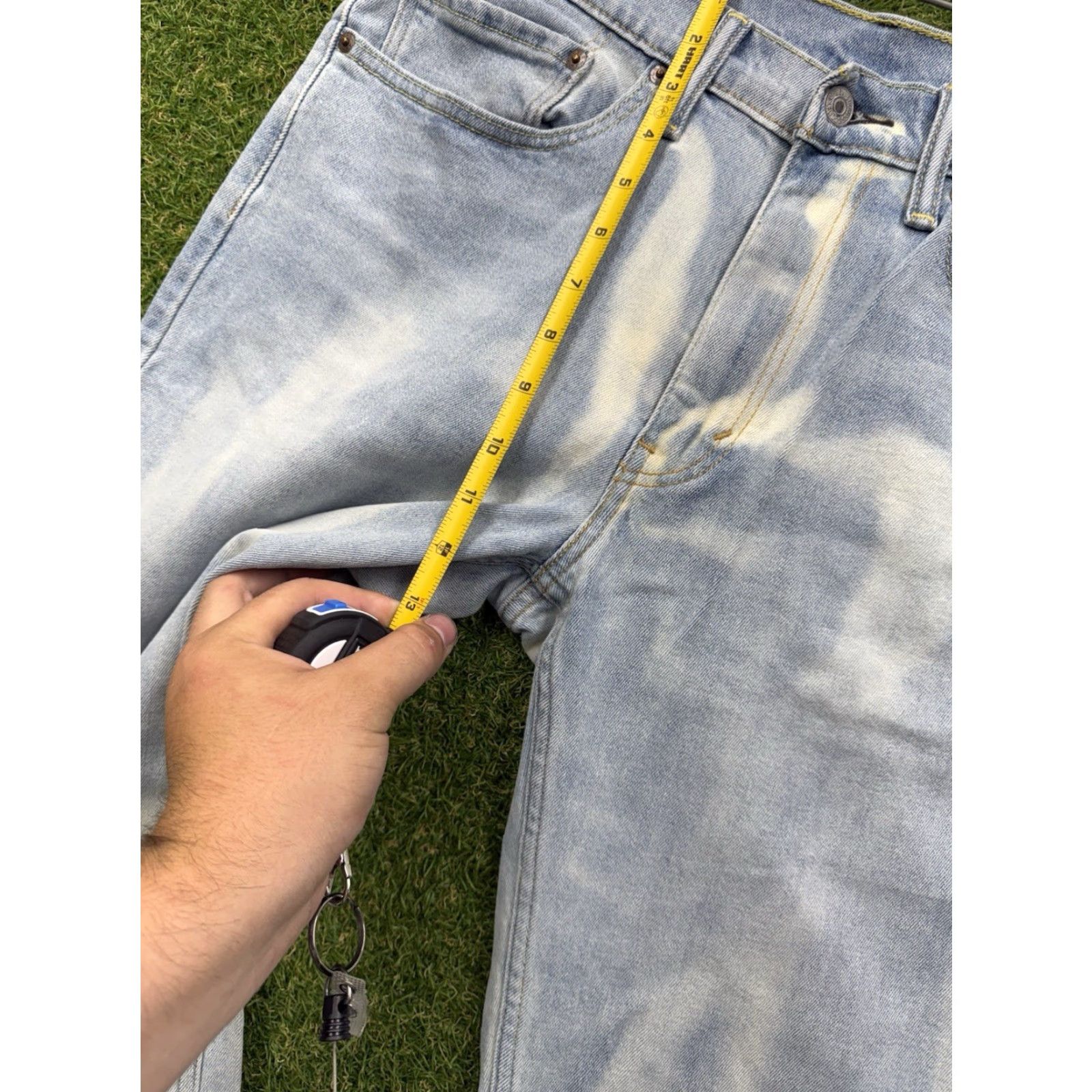 Levi's VINTAGE Levis 514 Jeans Mens 34x34 Blue Denim Straight Regular Cowboy Bleach Acid Wash Size US 34 / EU 50 - 5 Thumbnail