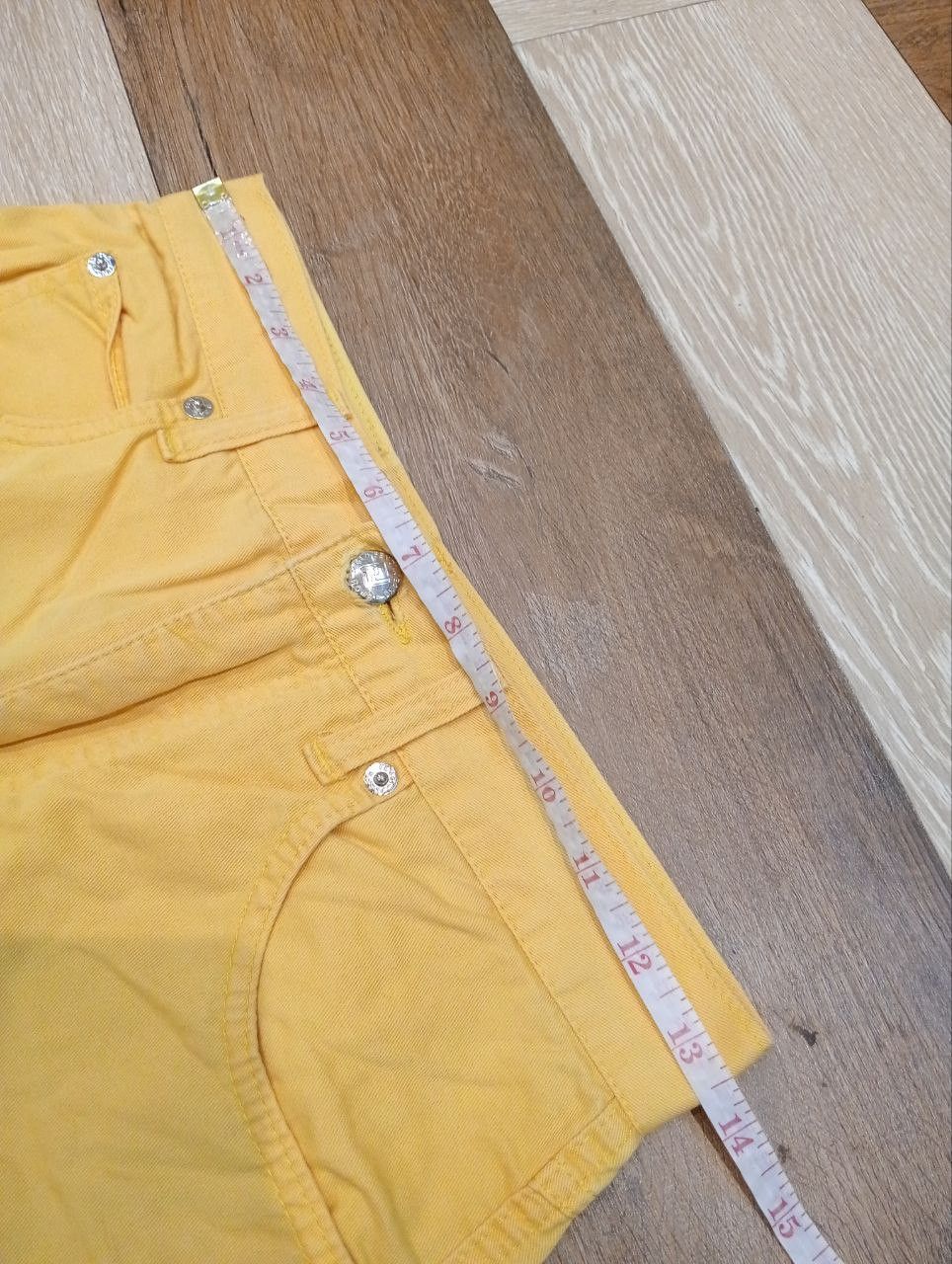 Fendi VINTAGE FENDI ROMA JEANS - YELLOW Size 27" / US 4 / IT 40 - 15 Thumbnail