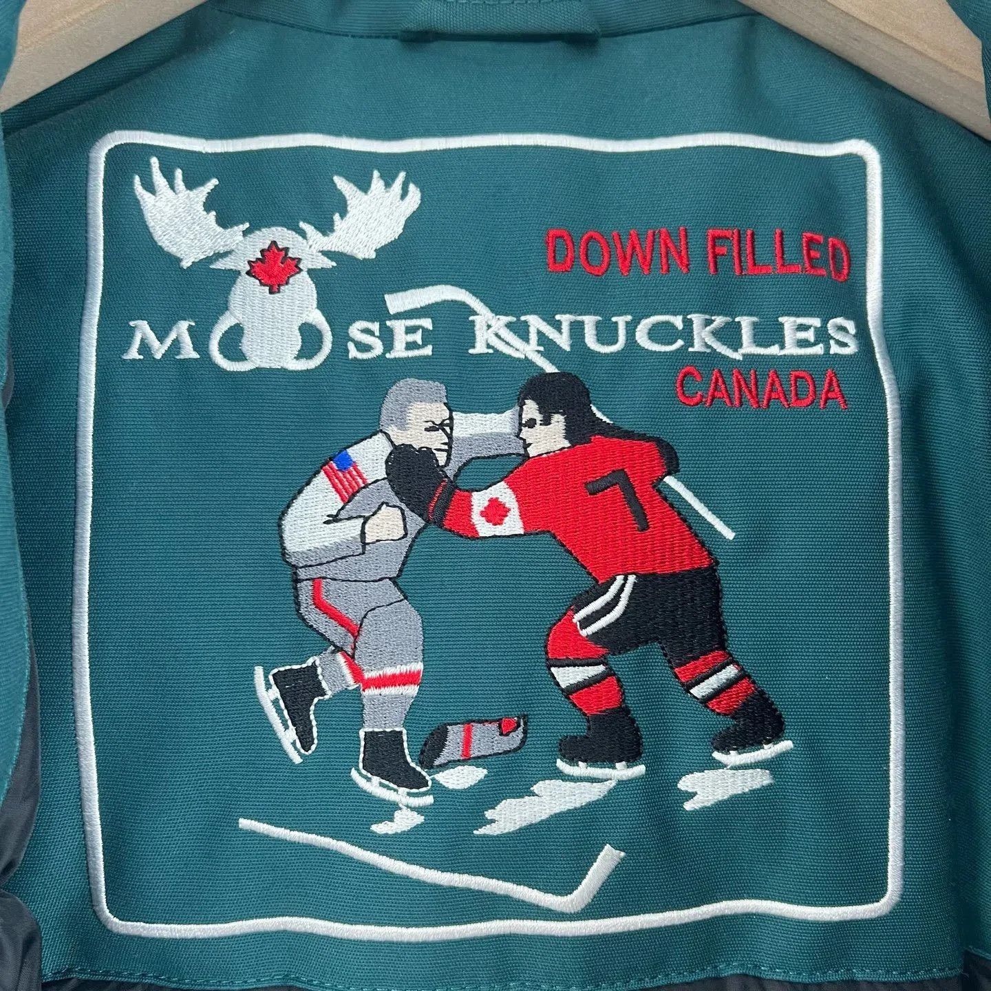 Moose Knuckles Moose Knuckles Women's Parka XS. Size XS / US 0-2 / IT 36-38 - 4 Thumbnail