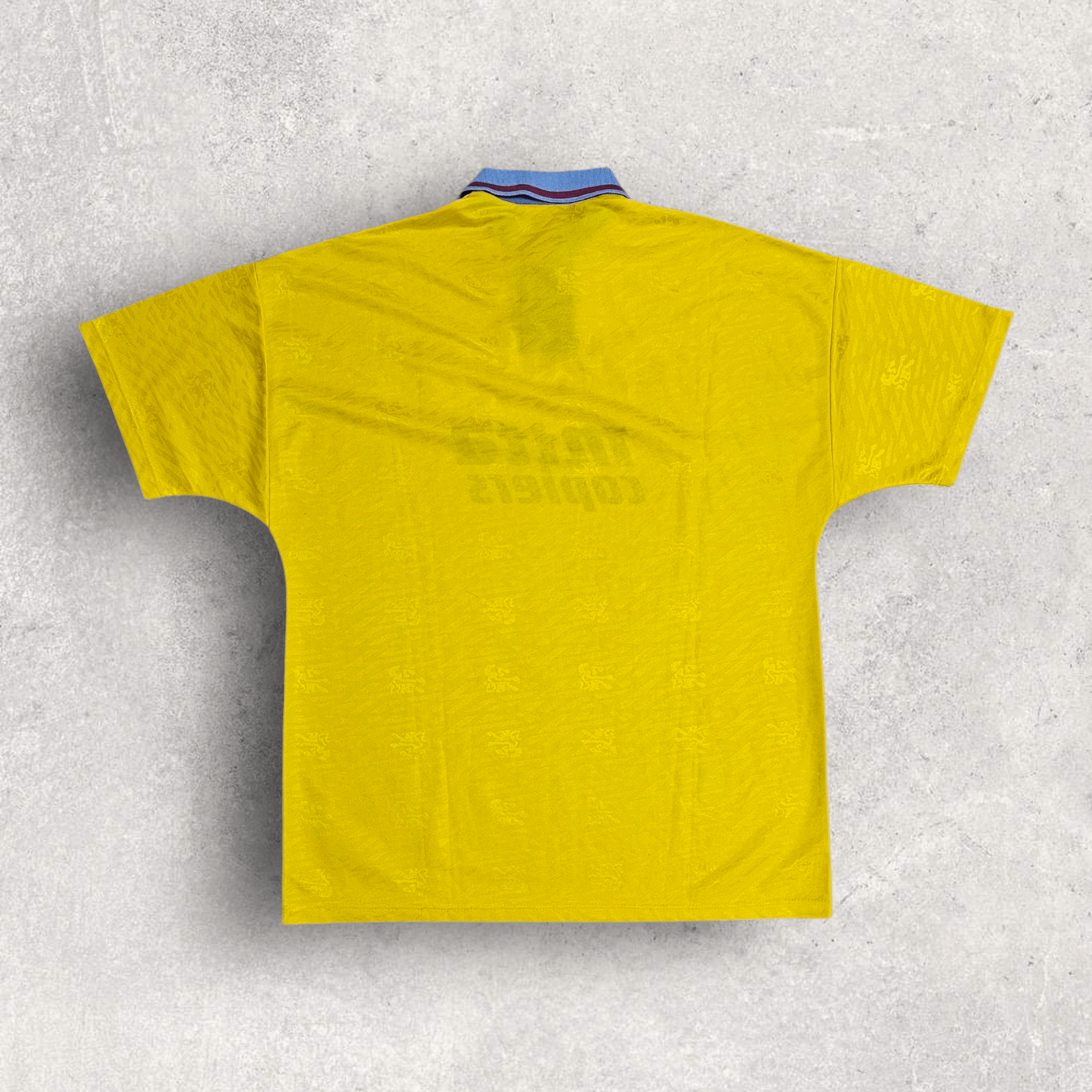 Umbro Aston Villa Umbro 1991-93 Third Kit Size US XL / EU 56 / 4 - 6 Thumbnail