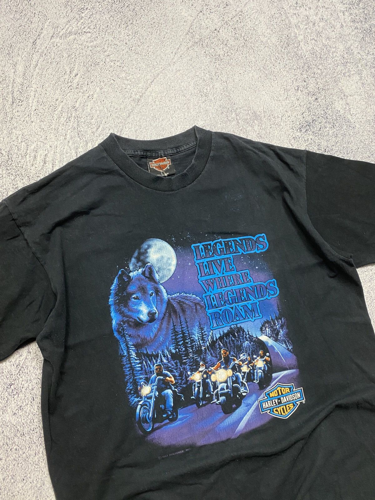 Harley Davidson × Vintage 1991 Vtg Harley Davidson Legends Live Where Legends Roam Tee Size US L / EU 52-54 / 3 - 4 Thumbnail